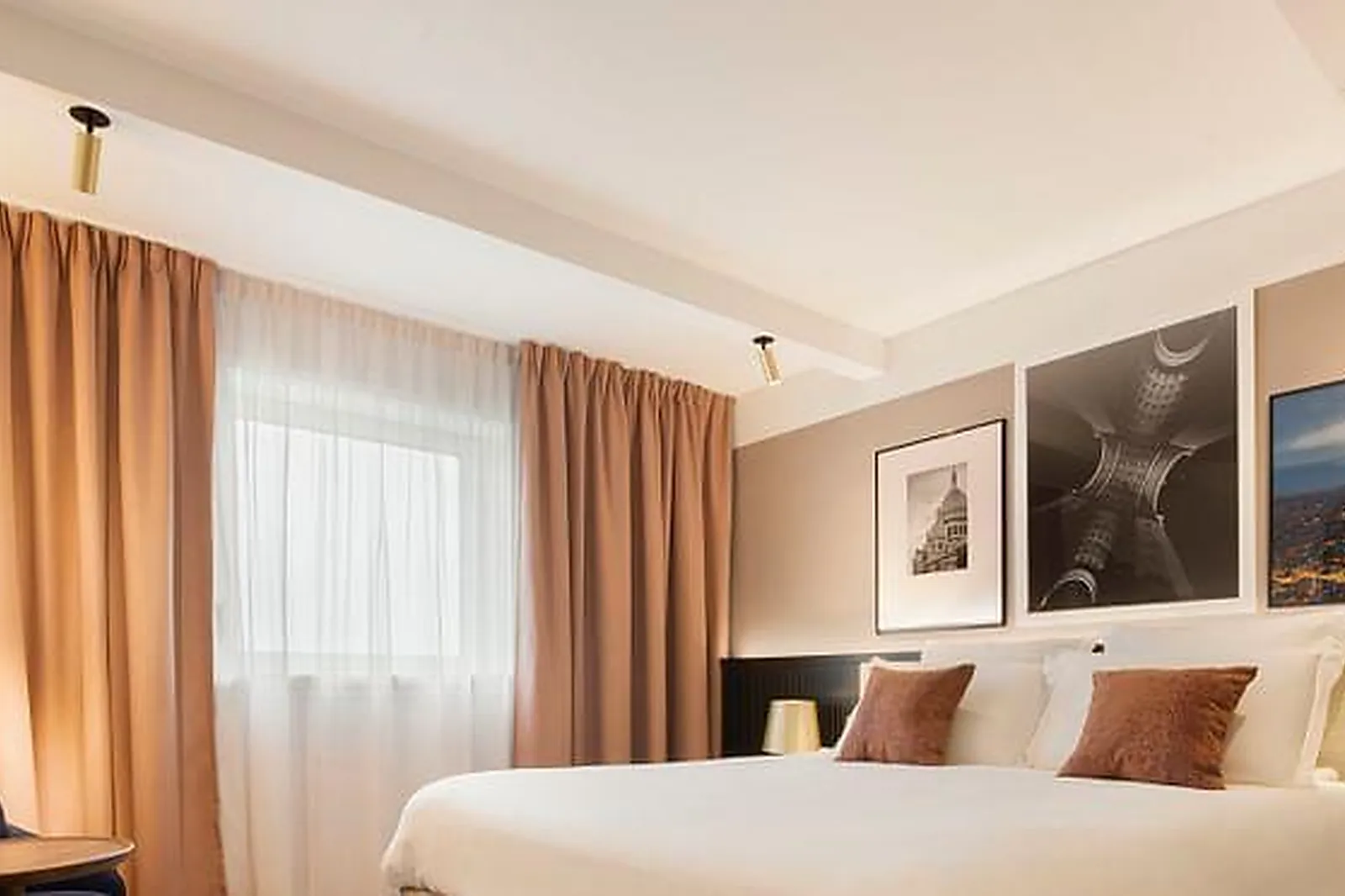 Lieux événementiels, GOLDEN TULIP CDG VILLEPINTE ****