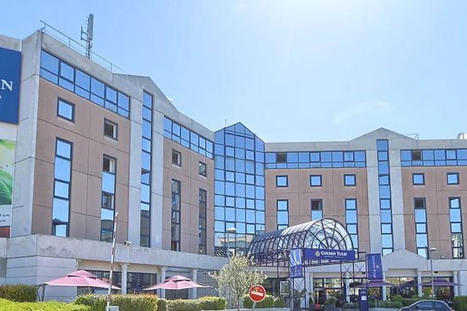 Lieux événementiels, GOLDEN TULIP CDG VILLEPINTE ****