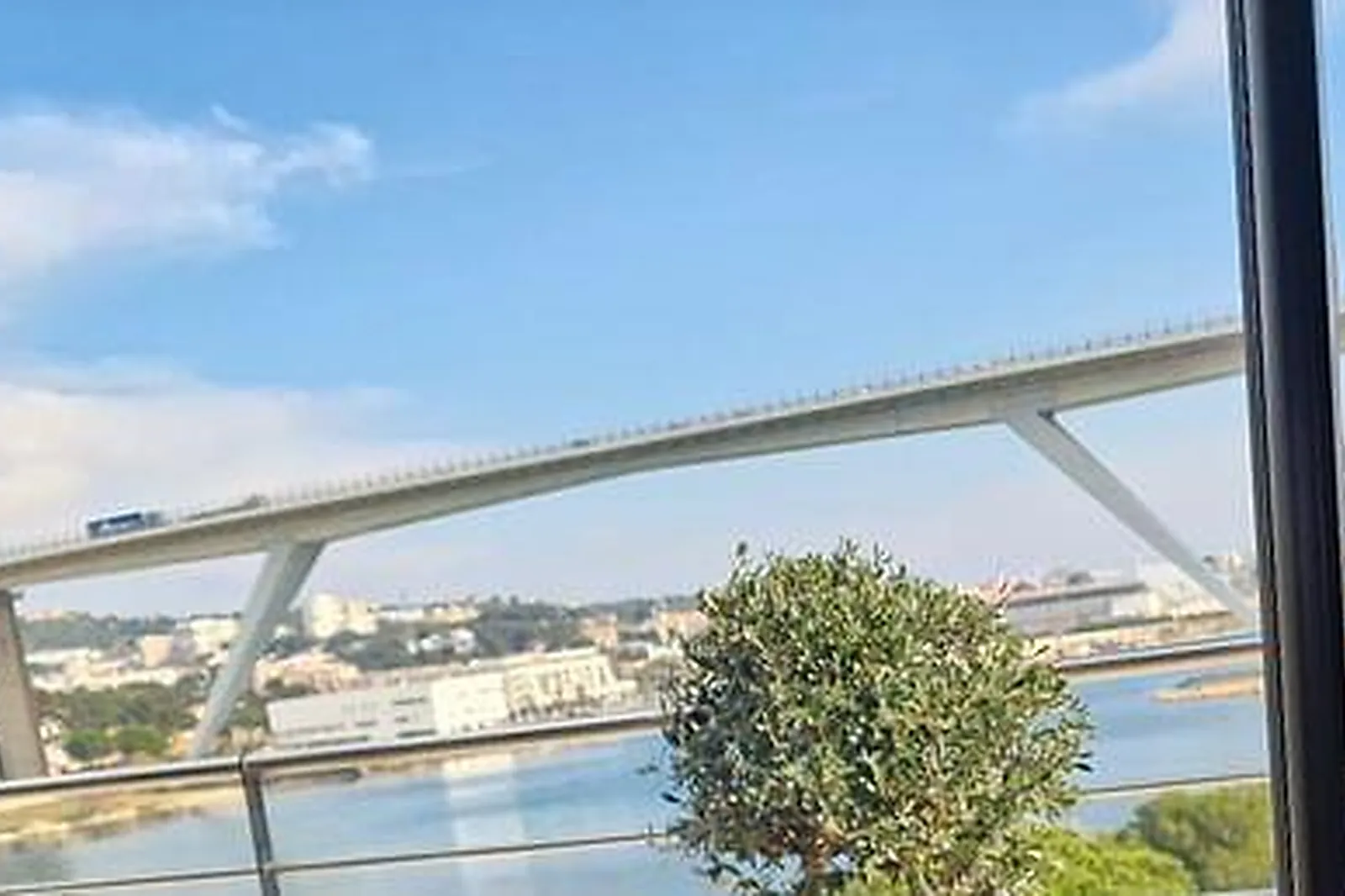 Lieux événementiels, GOLDEN TULIP MARTIGUES PROVENCE****