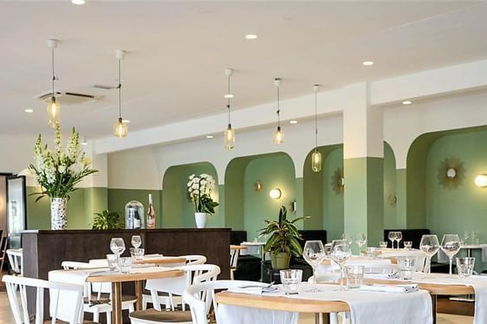 Lieux événementiels, GOLF HÔTEL CHARMEIL ***