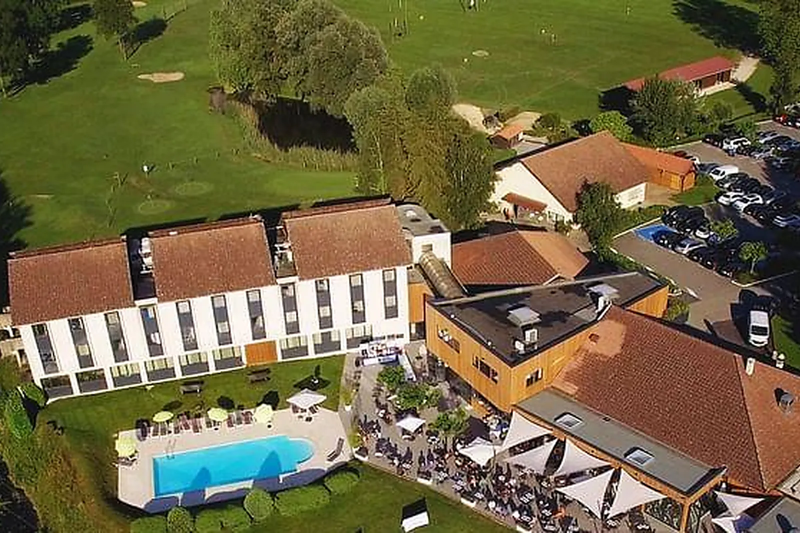 Lieux événementiels, GOLF HÔTEL CHARMEIL ***