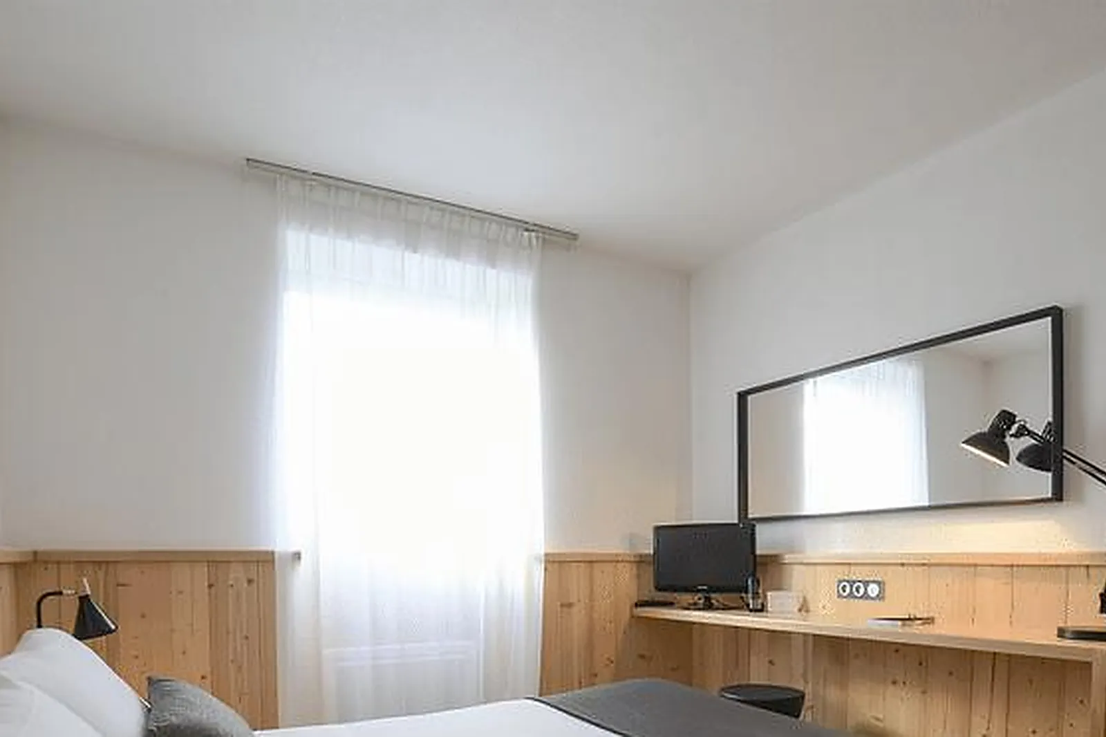 Lieux événementiels, GOLF HÔTEL CHARMEIL ***