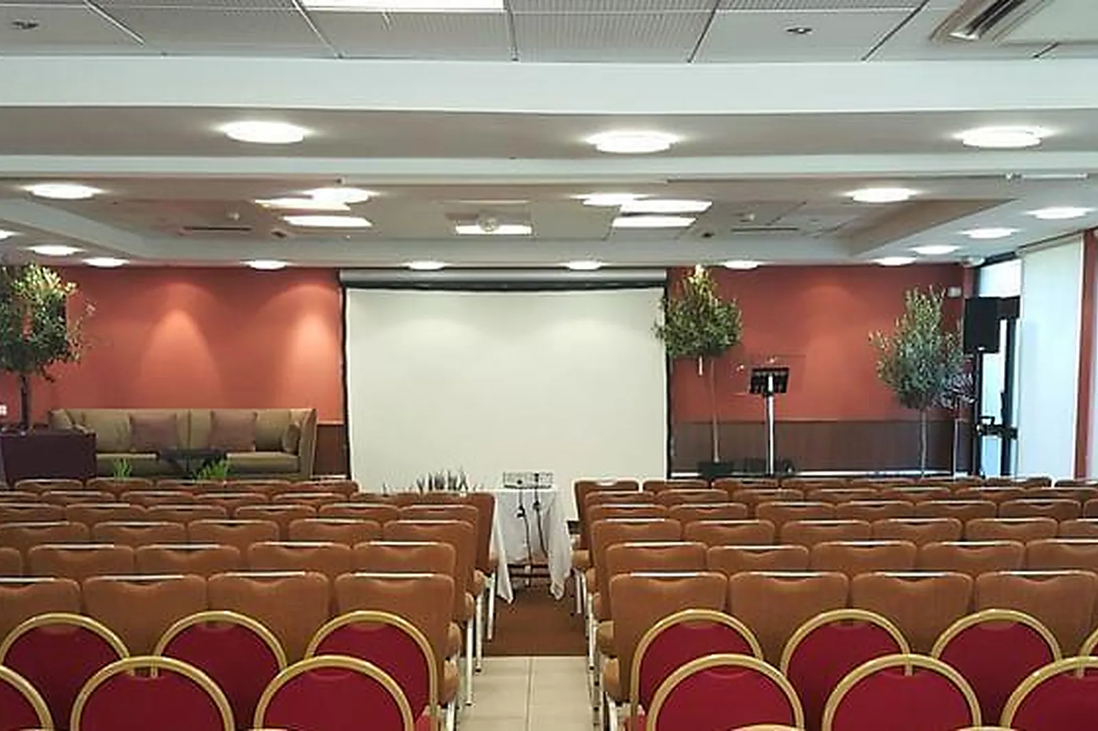 Lieux événementiels, GOLF HÔTEL DE VALESCURE & SPA NUXE ****