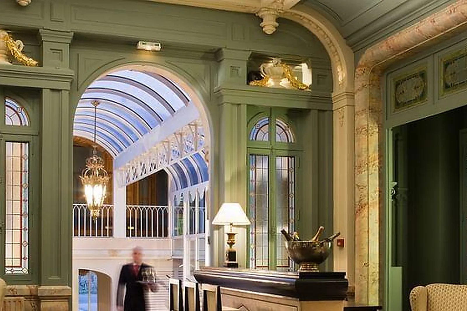 Lieux événementiels, GRAND BARRAIL CHÂTEAU HÔTEL ET SPA *****