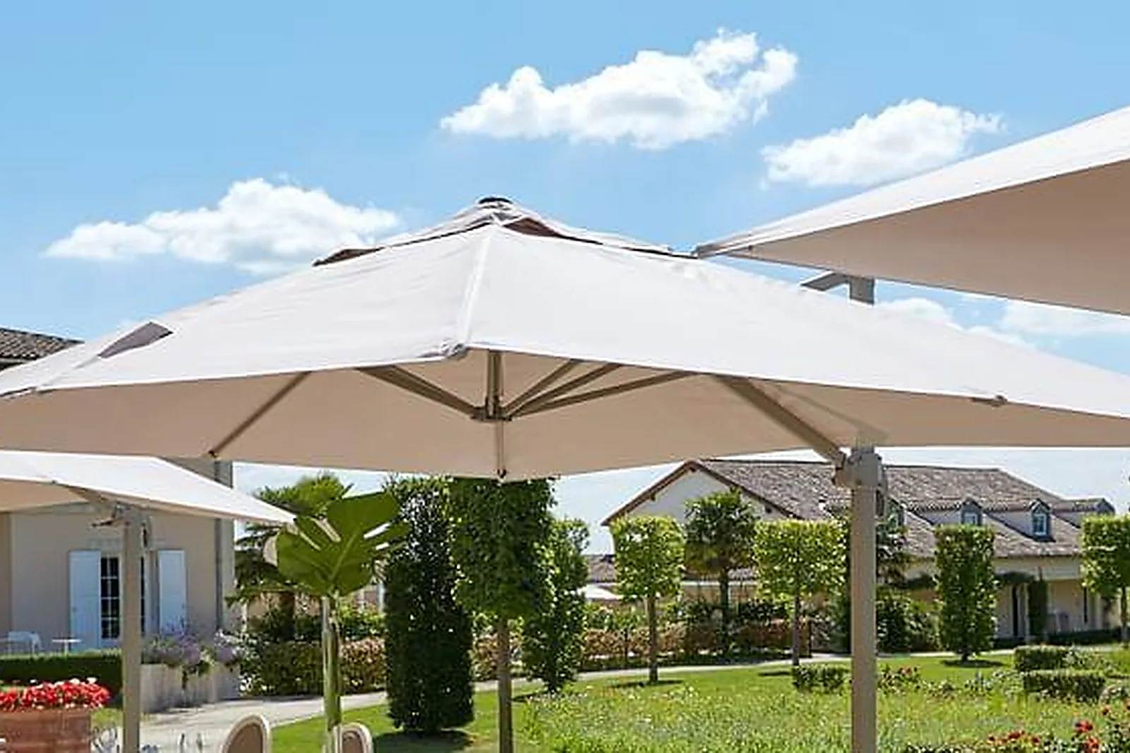 Lieux événementiels, GRAND BARRAIL CHÂTEAU HÔTEL ET SPA *****