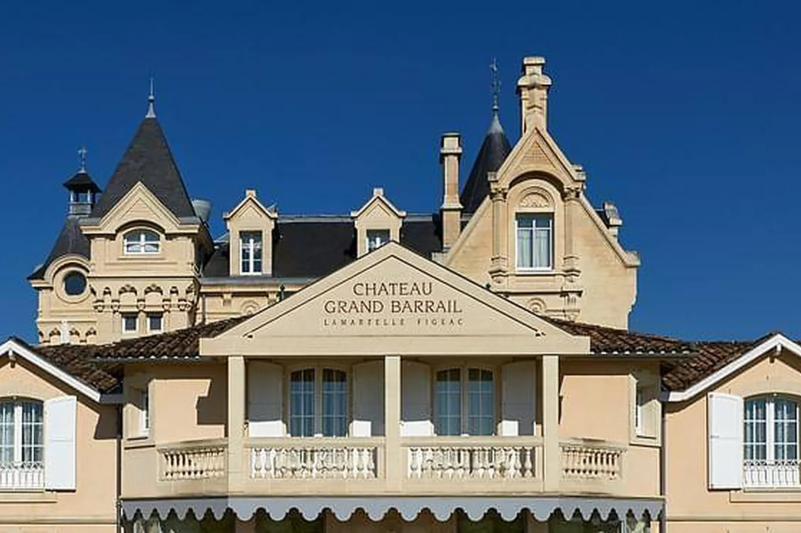 Lieux événementiels, GRAND BARRAIL CHÂTEAU HÔTEL ET SPA *****