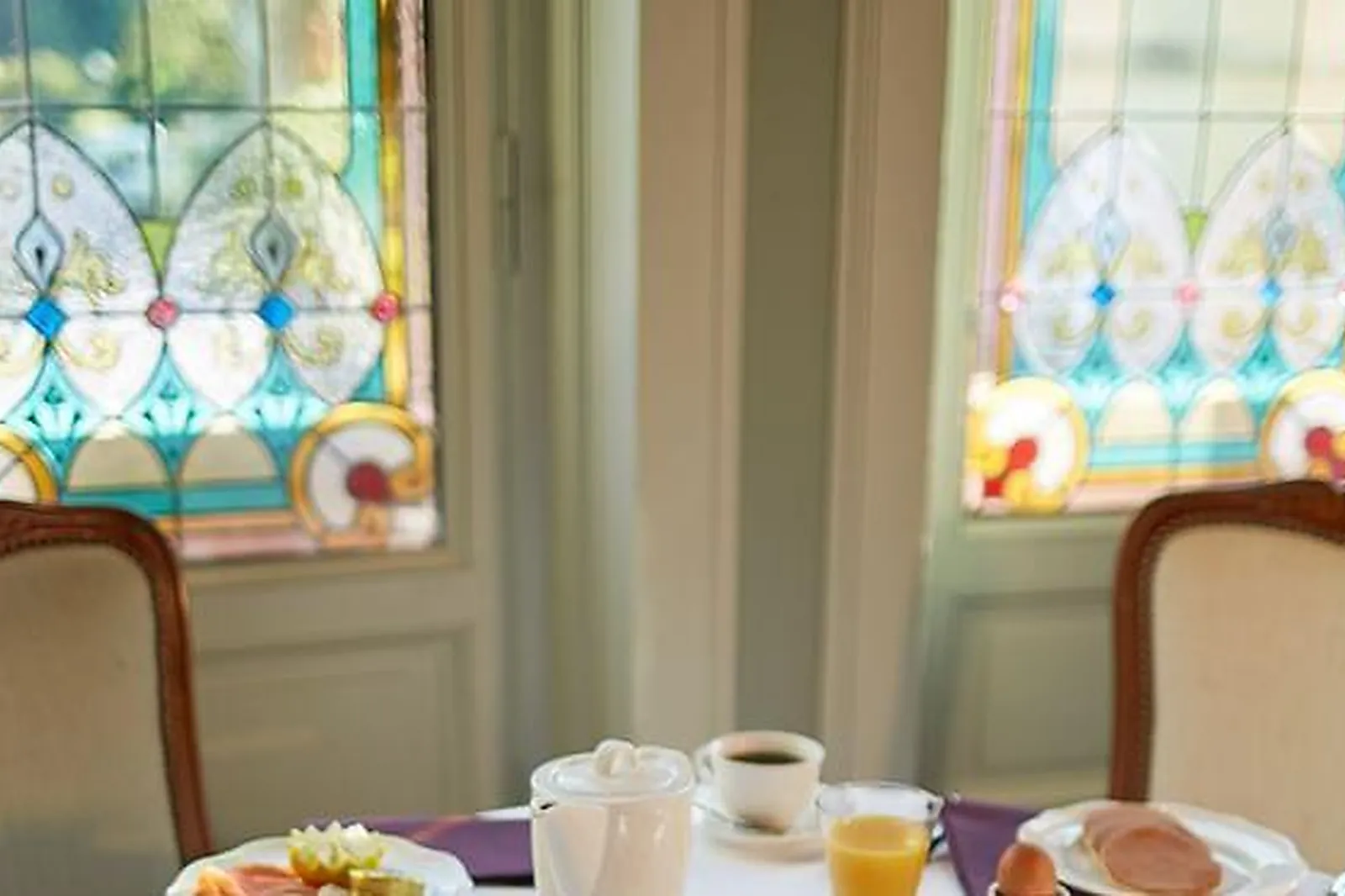 Lieux événementiels, GRAND BARRAIL CHÂTEAU HÔTEL ET SPA *****