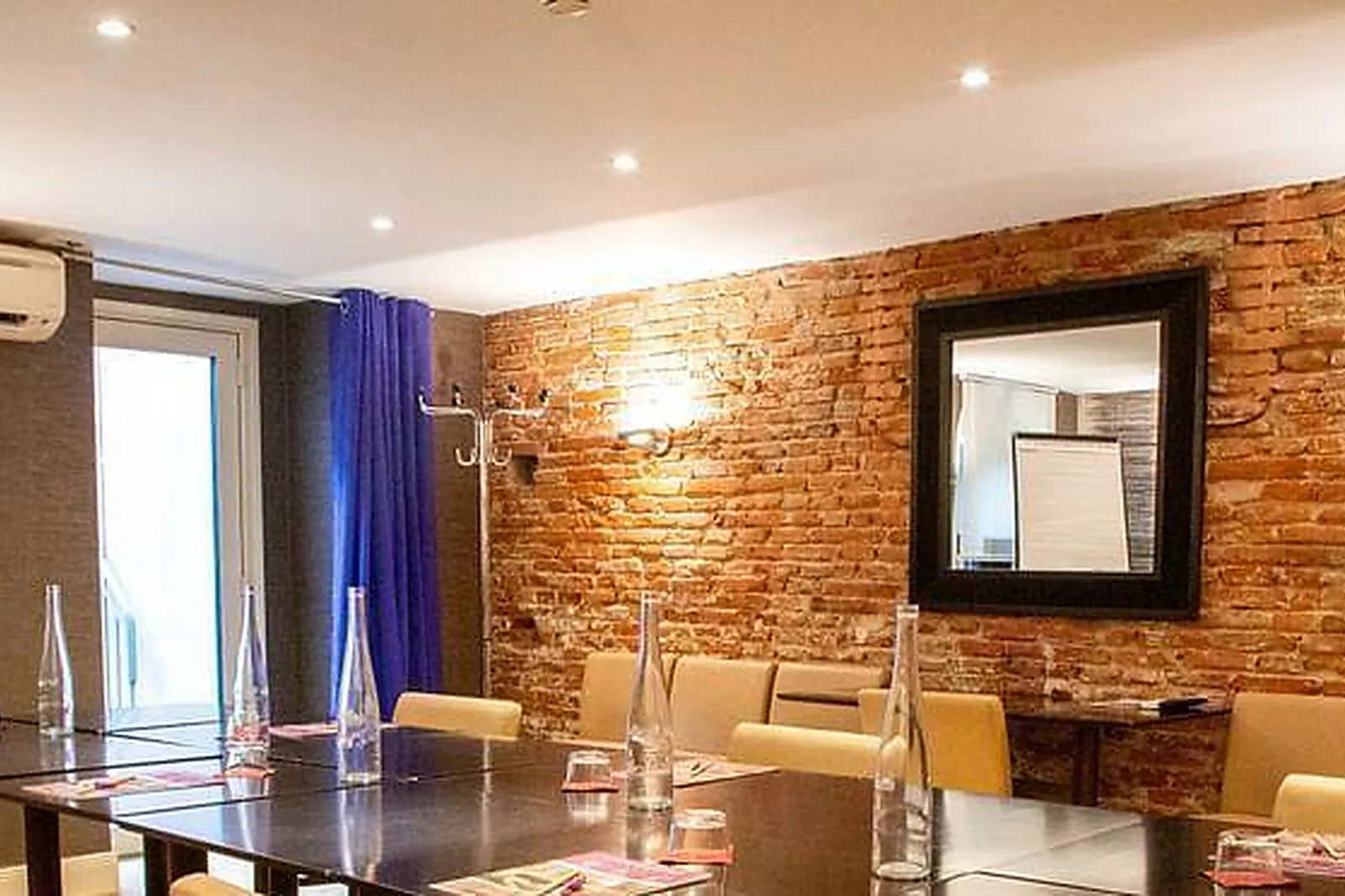 Lieux événementiels, GRAND HÔTEL D'ORLÉANS *** BRASSERIE LA RIPAILLE