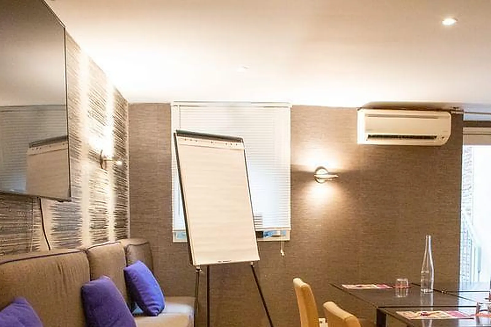 Lieux événementiels, GRAND HÔTEL D'ORLÉANS *** BRASSERIE LA RIPAILLE