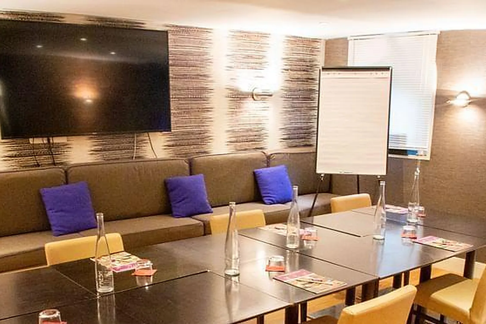 Lieux événementiels, GRAND HÔTEL D'ORLÉANS *** BRASSERIE LA RIPAILLE