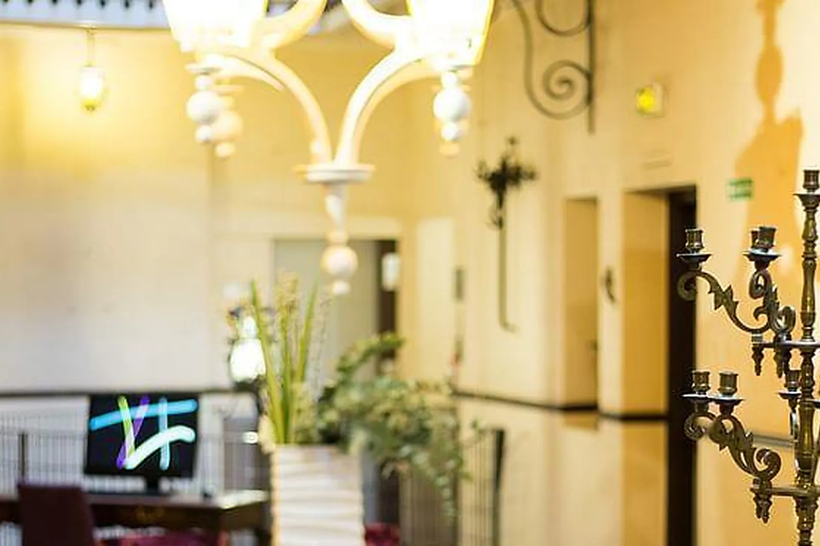 Lieux événementiels, GRAND HÔTEL D'ORLÉANS *** BRASSERIE LA RIPAILLE