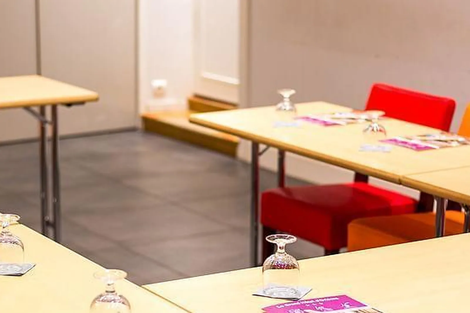 Lieux événementiels, GRAND HÔTEL D'ORLÉANS *** BRASSERIE LA RIPAILLE