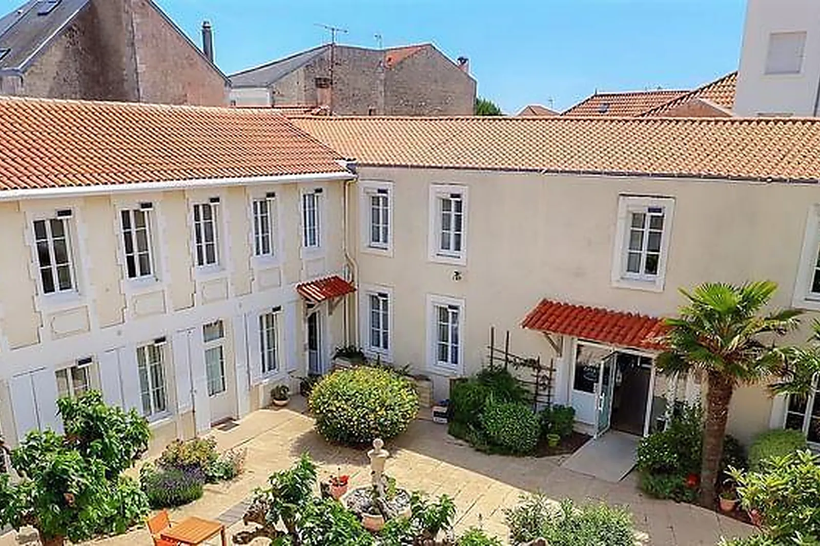 Lieux événementiels, GRAND HÔTEL DES BAINS & SPA ***