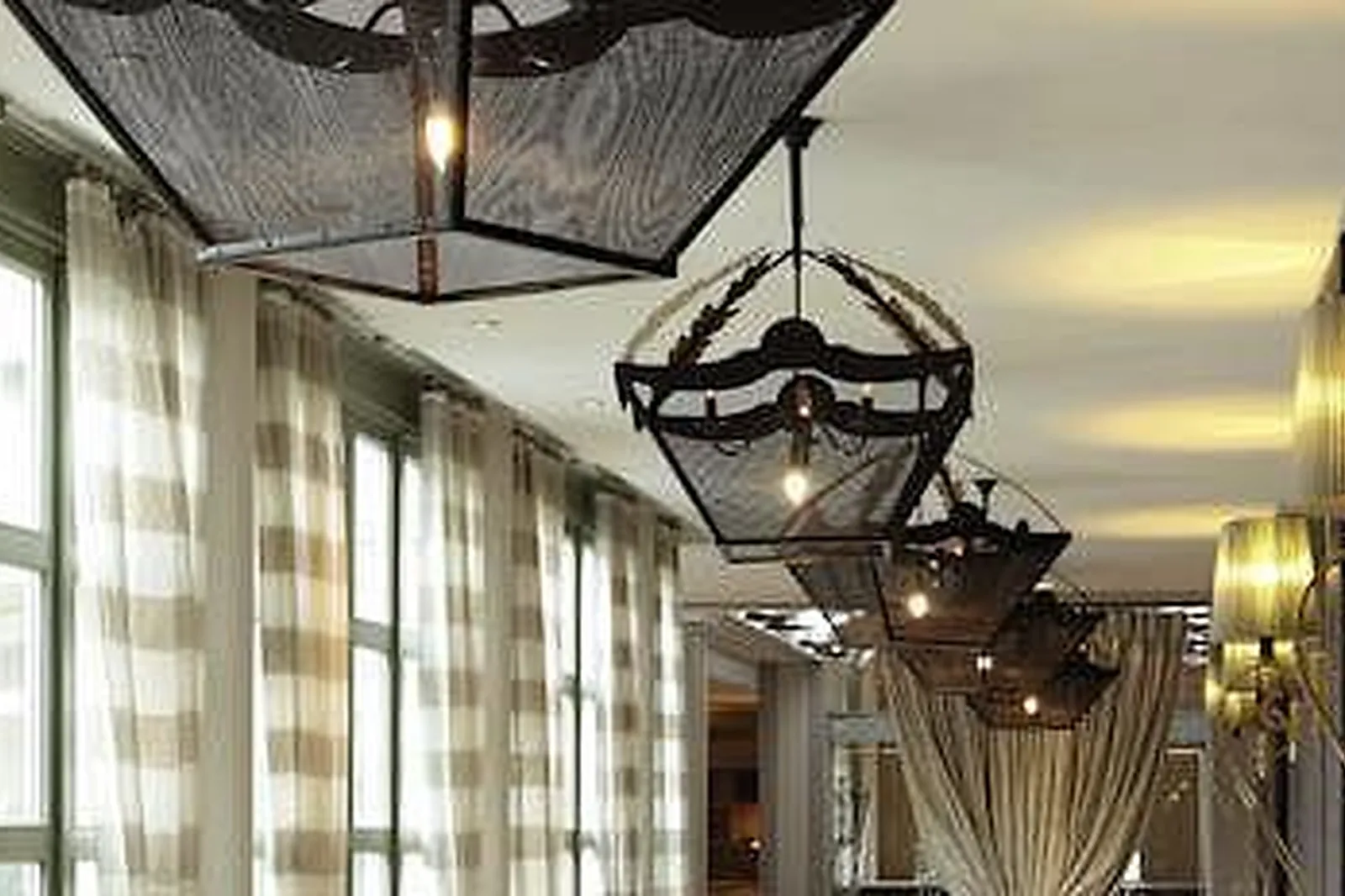 Lieux événementiels, GRAND HÔTEL ROI RENÉ AIX-EN-PROVENCE MGALLERY ****