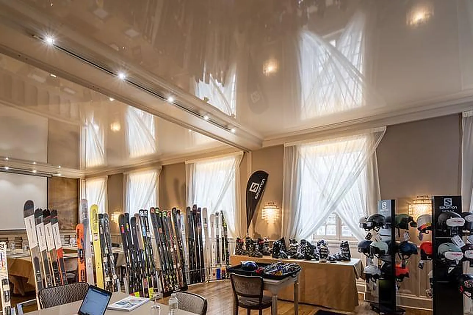 Lieux événementiels, GRAND HÔTEL DE BORDEAUX ***