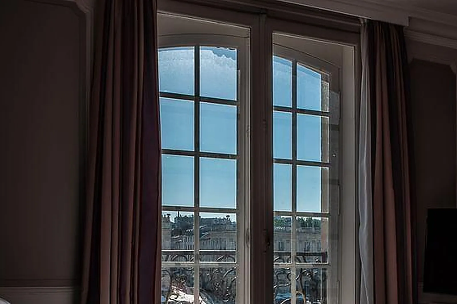 Lieux événementiels, GRAND HÔTEL DE LA REINE ****