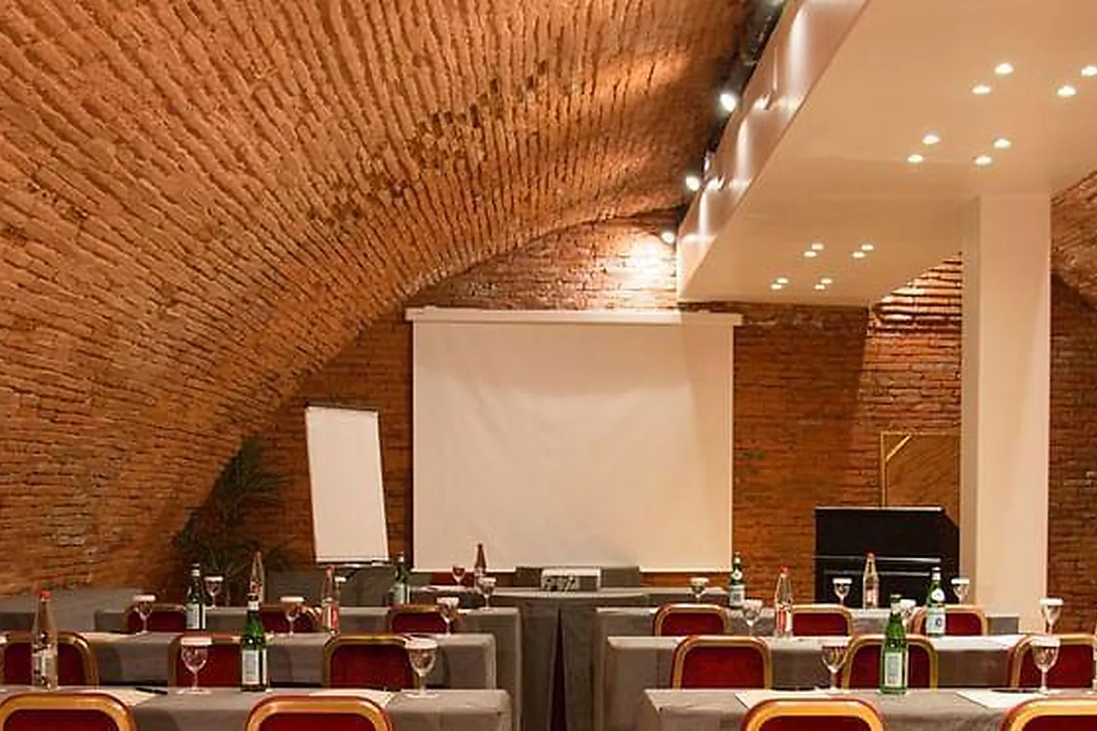 Lieux événementiels, GRAND HÔTEL DE L'OPÉRA ****