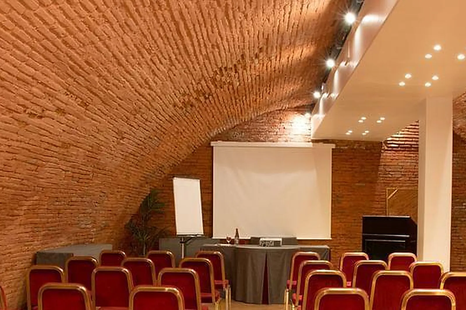 Lieux événementiels, GRAND HÔTEL DE L'OPÉRA ****