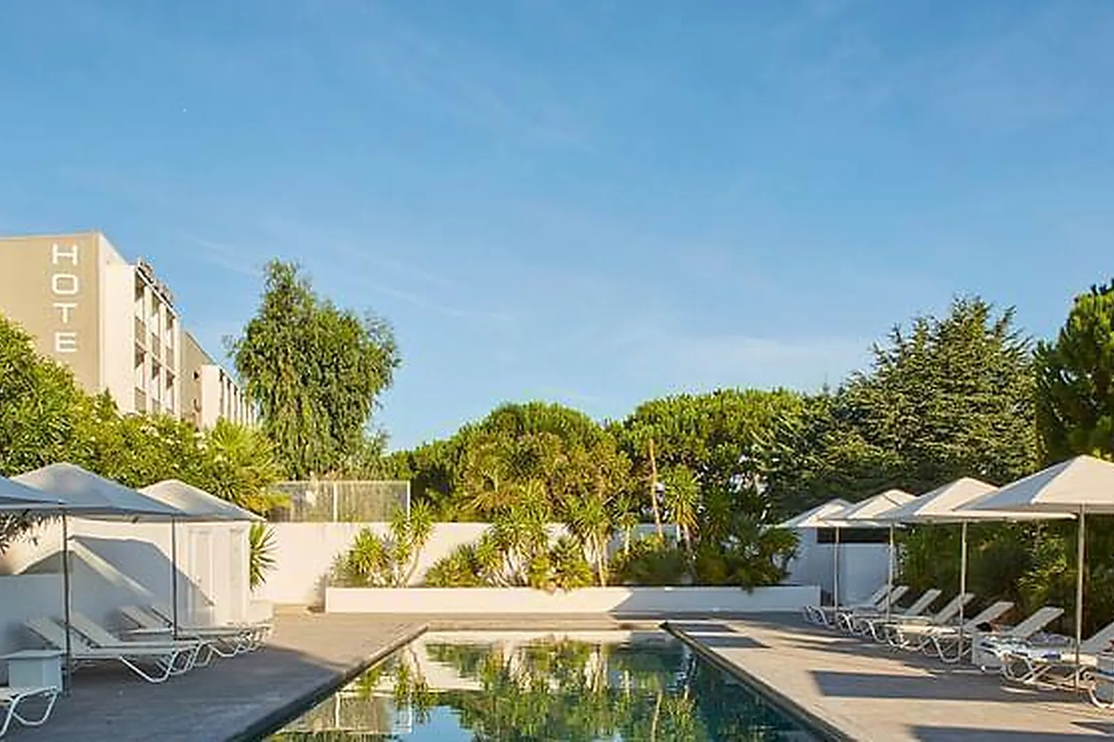 Lieux événementiels, GRAND HÔTEL DU GOLFE