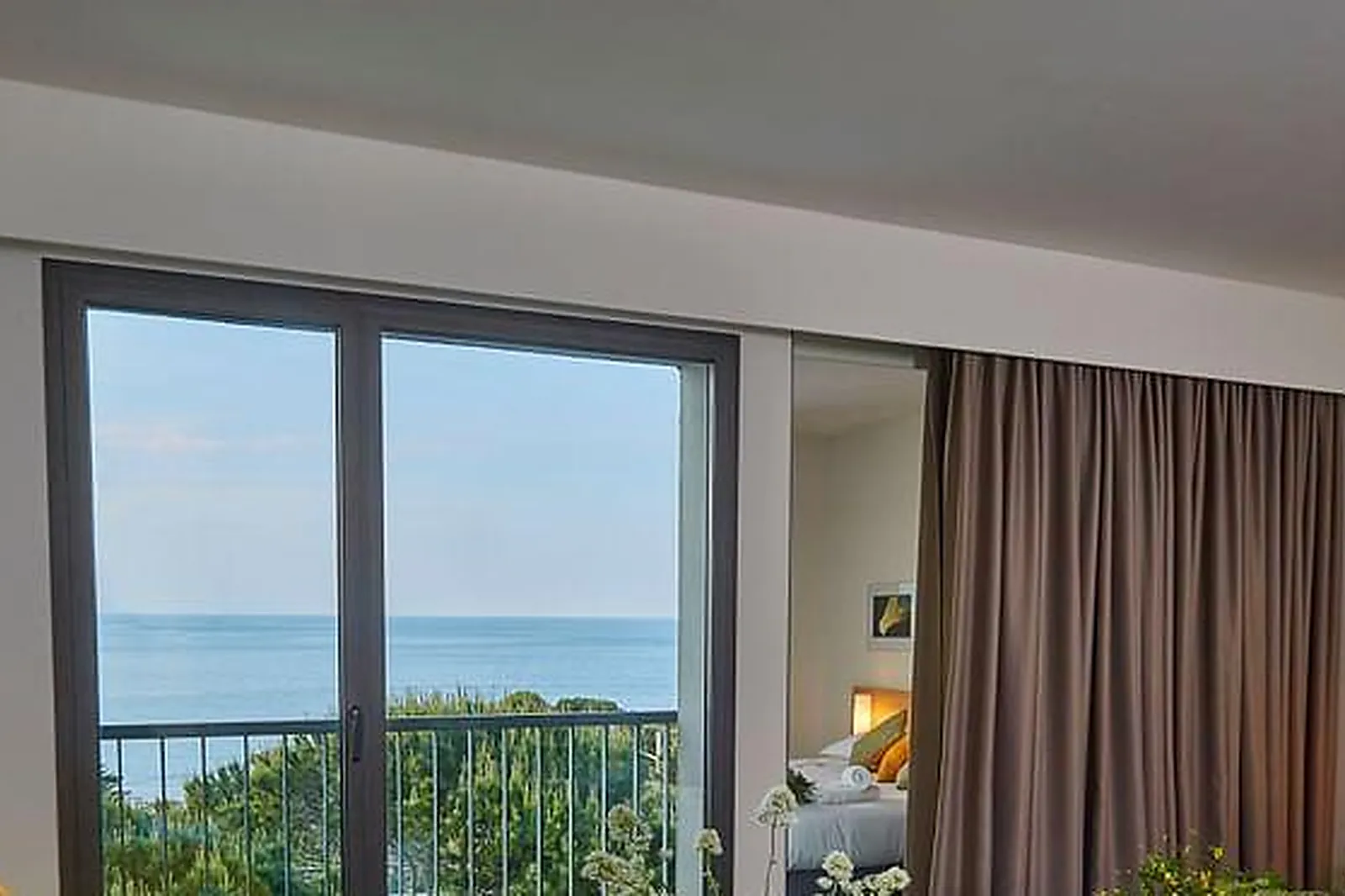 Lieux événementiels, GRAND HÔTEL DU GOLFE