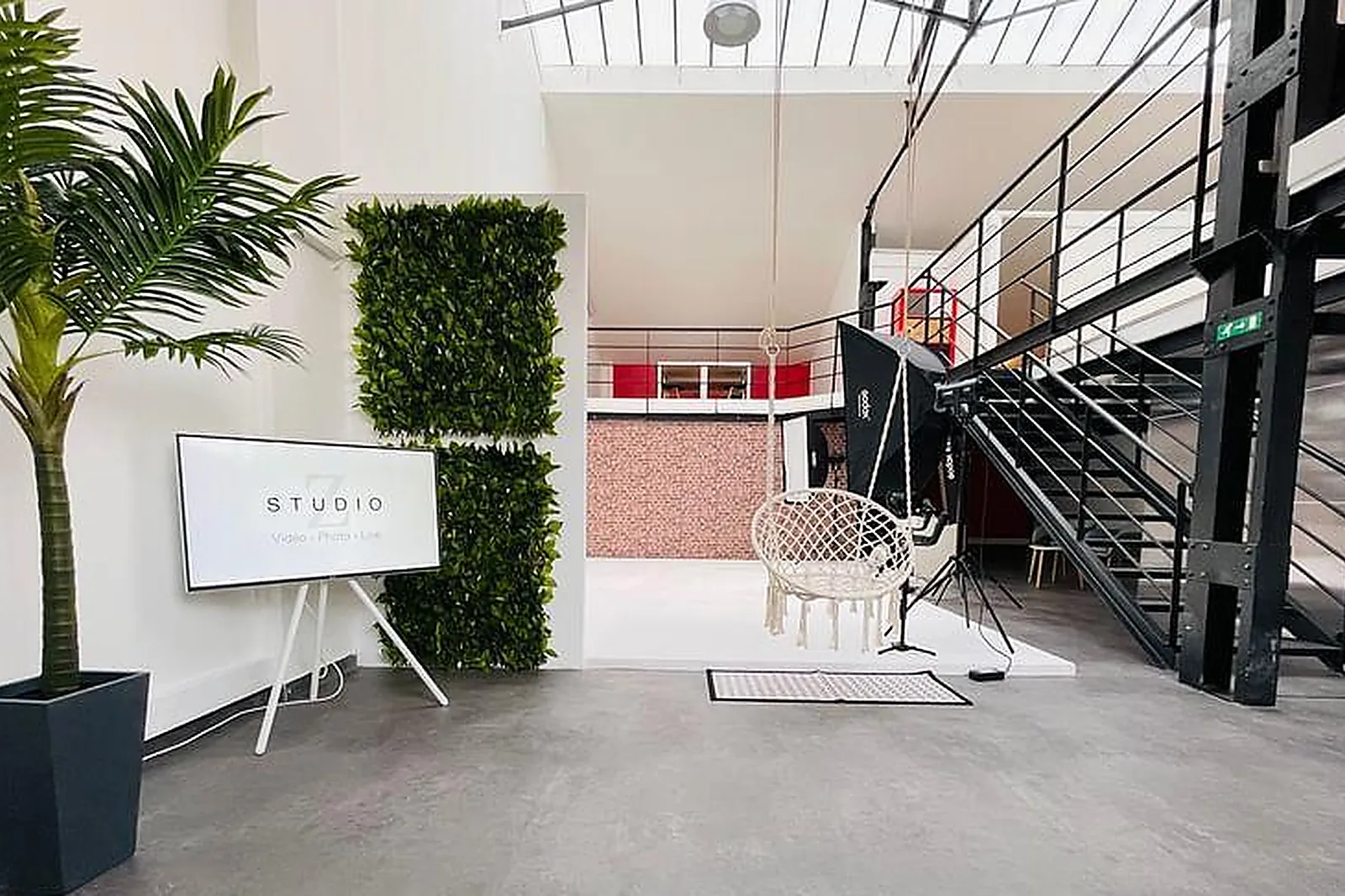 Lieux événementiels, GRAND LOFT MODERNE