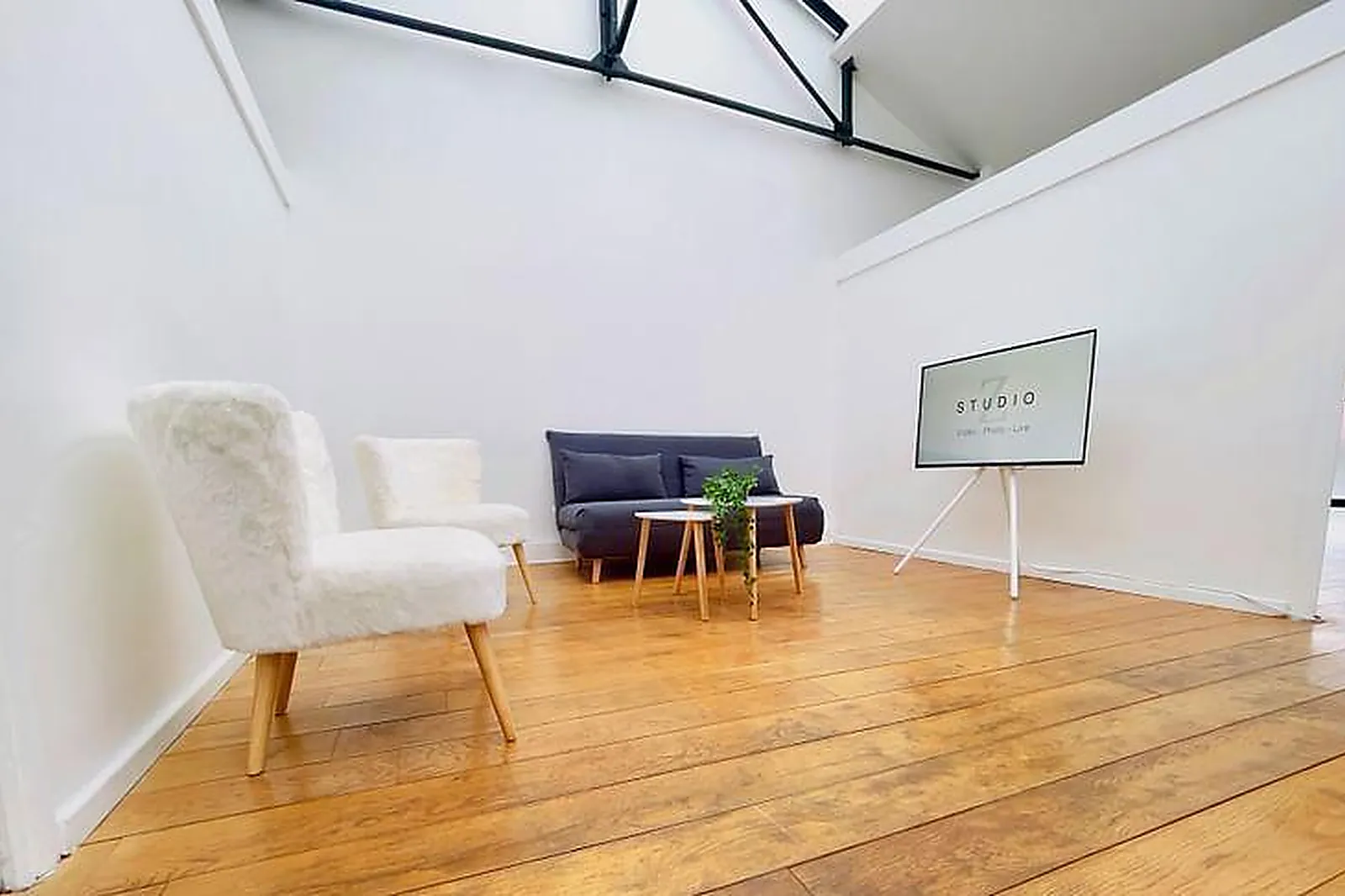 Lieux événementiels, GRAND LOFT MODERNE