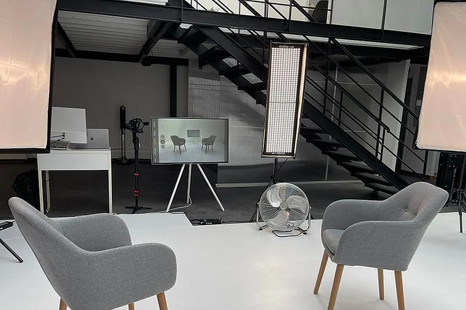 Lieux événementiels, GRAND LOFT MODERNE