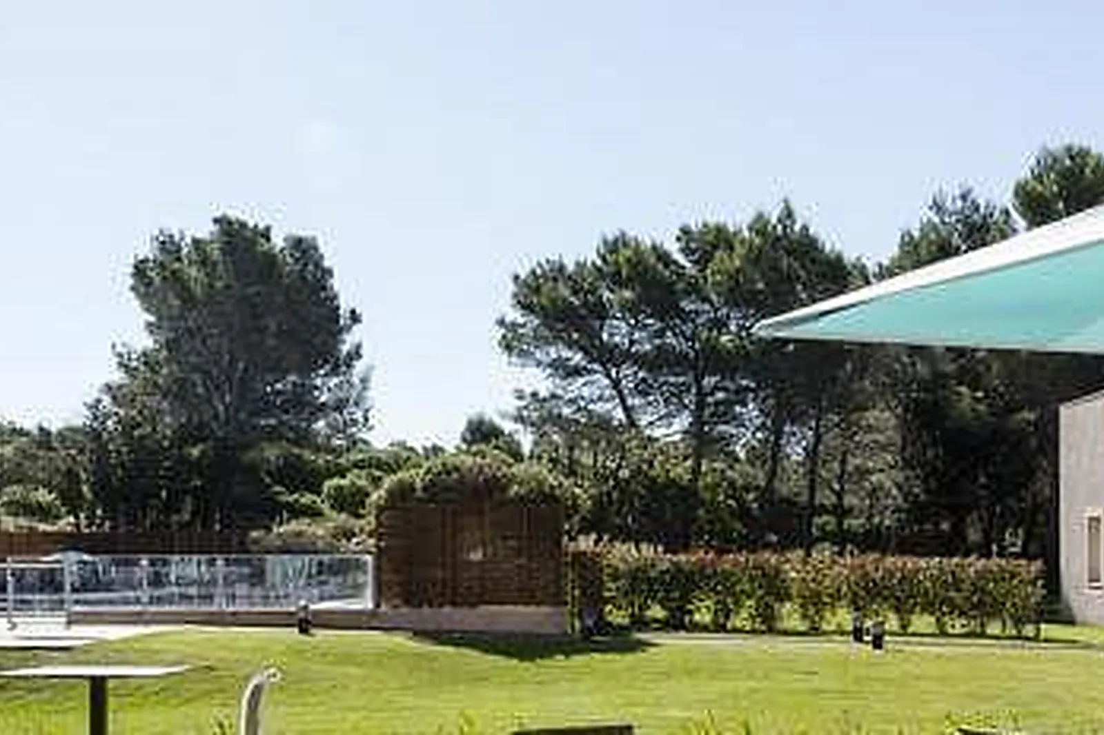 Lieux événementiels, GRAND PRIX HÔTEL ***