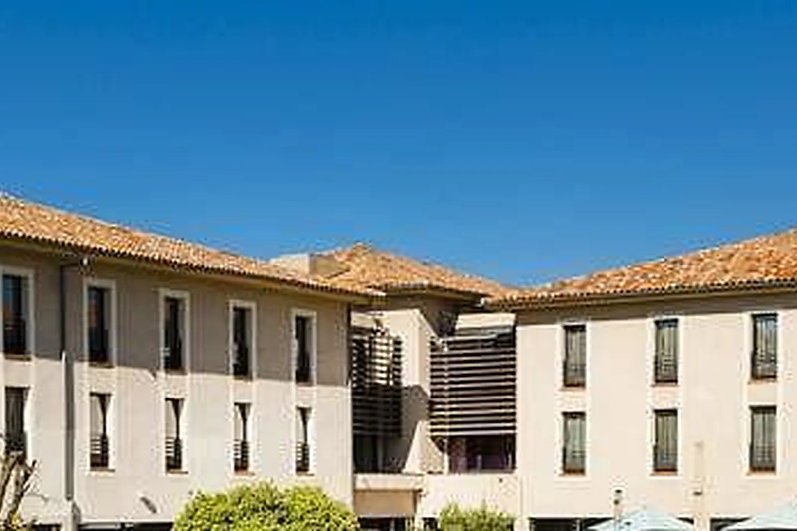 Lieux événementiels, GRAND PRIX HÔTEL ***