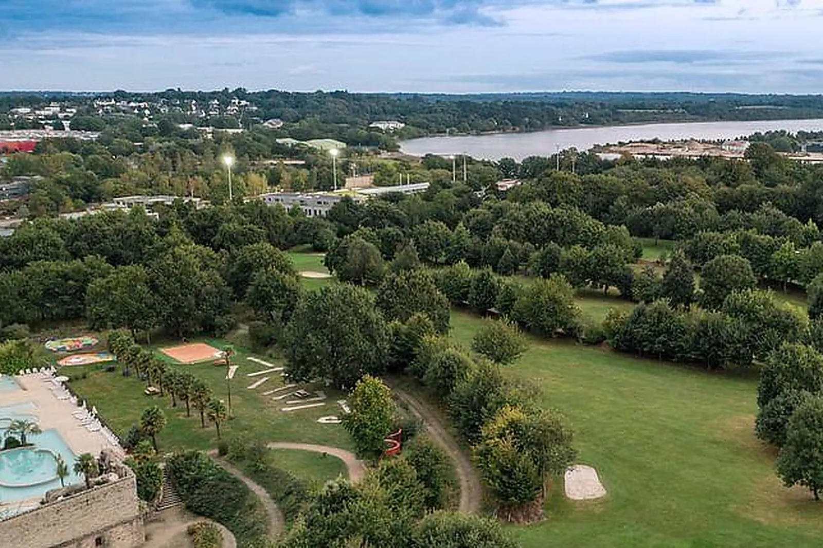 Lieux événementiels, GRANDE FERME