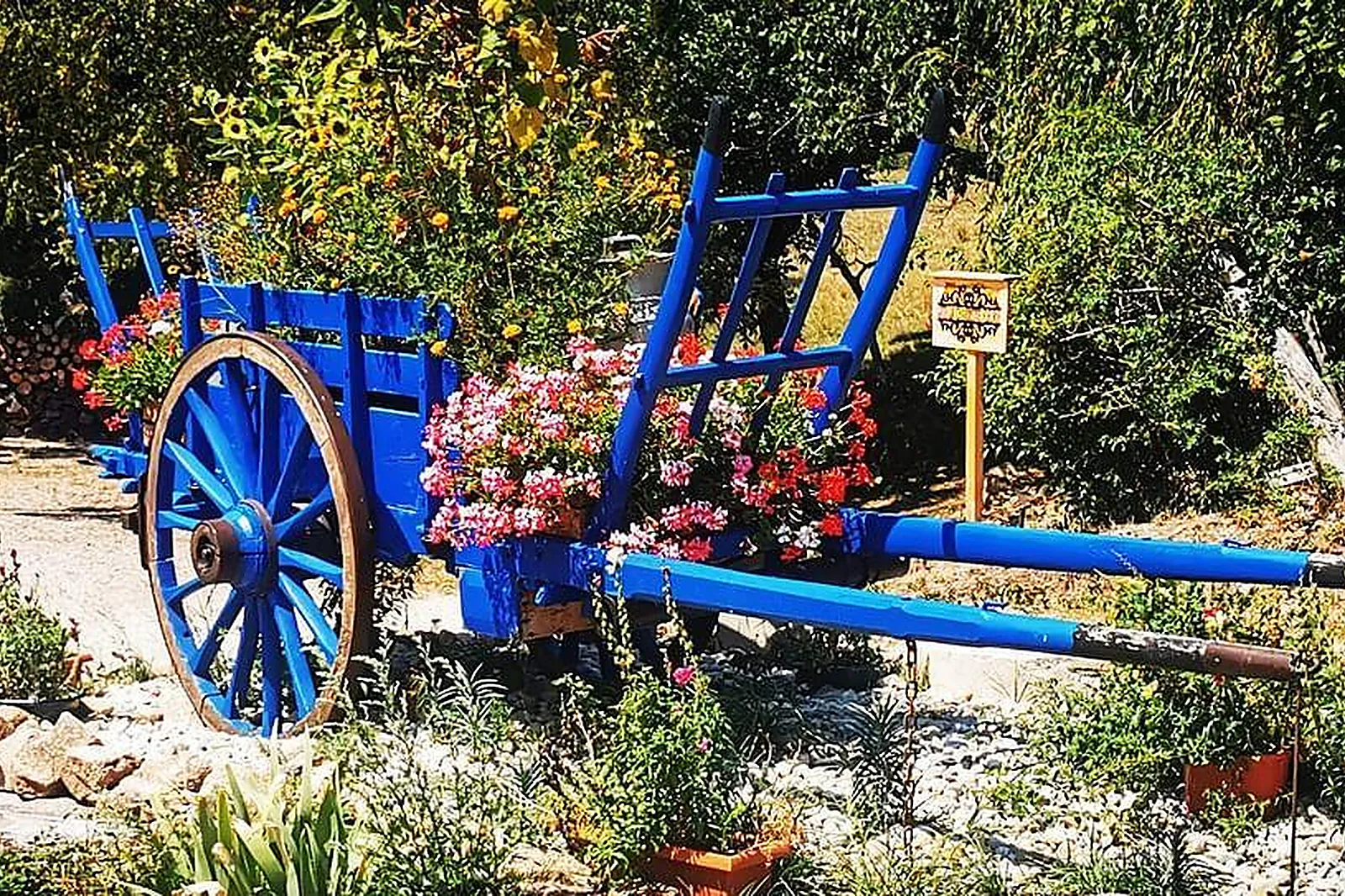 Lieux événementiels, GÎTE LA CHARRETTE FLEURIE