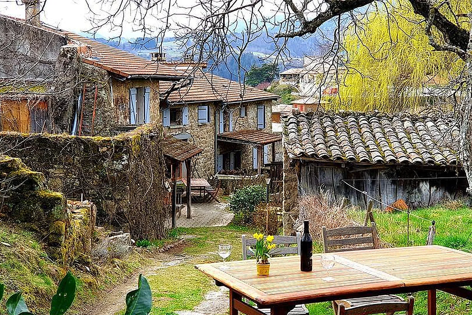 Lieux événementiels, GÎTE LA CHARRETTE FLEURIE