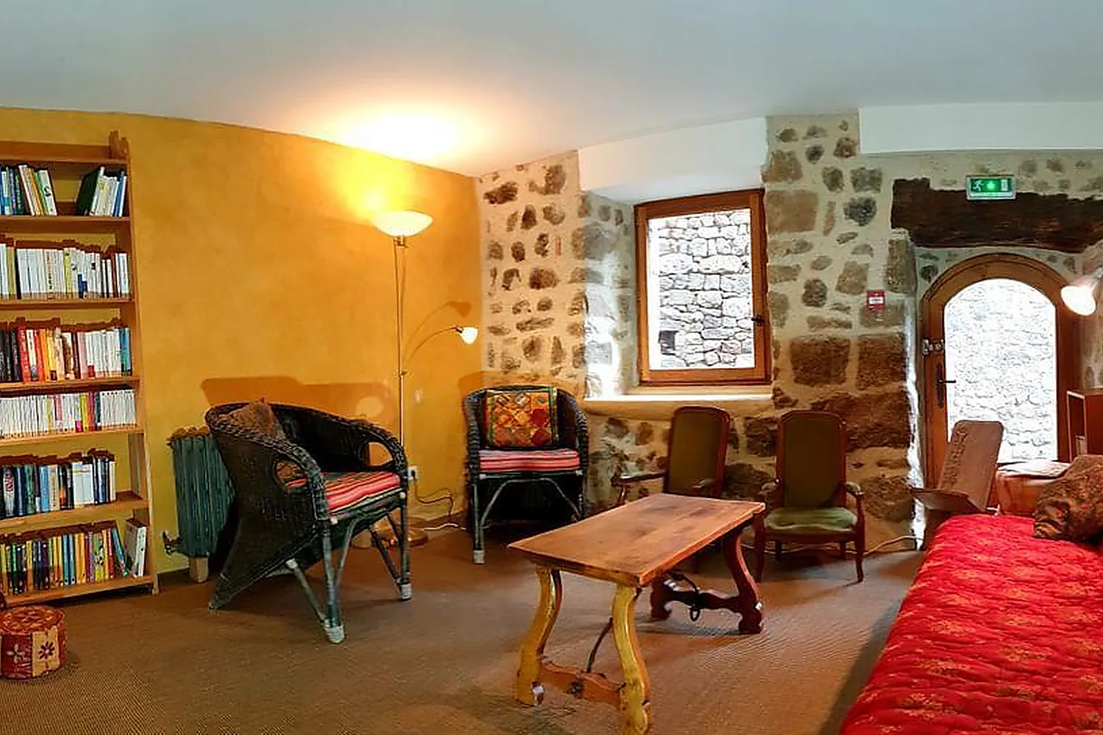 Lieux événementiels, GÎTE LA CHARRETTE FLEURIE