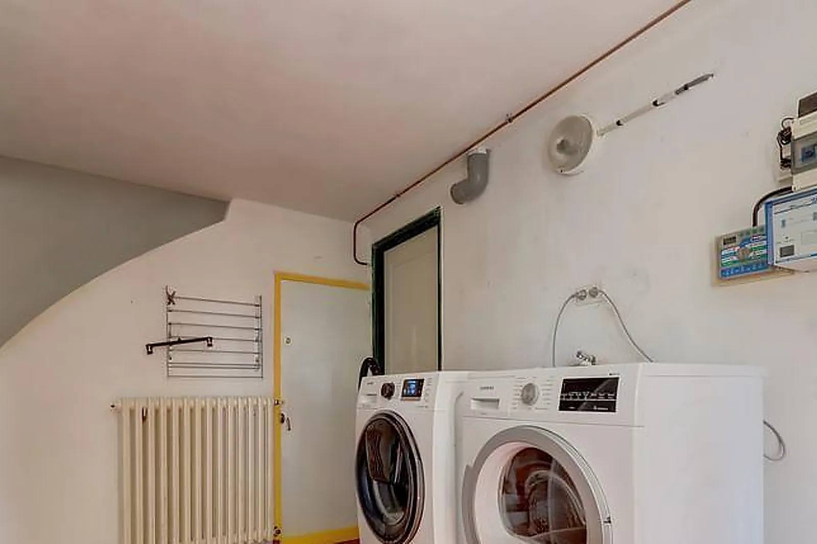 Lieux événementiels, GÎTE - SALLE DE RÉUNION - LA GRAPPE OCCITANE