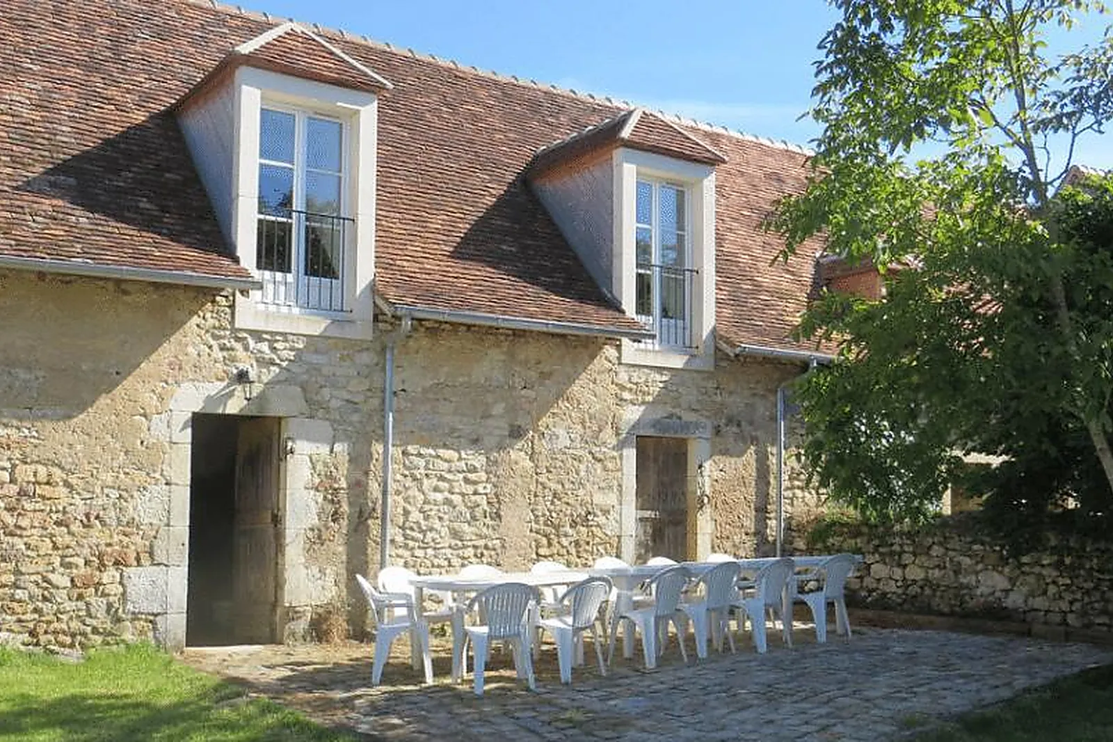 Lieux événementiels, GÎTE LES FONTENEILLES