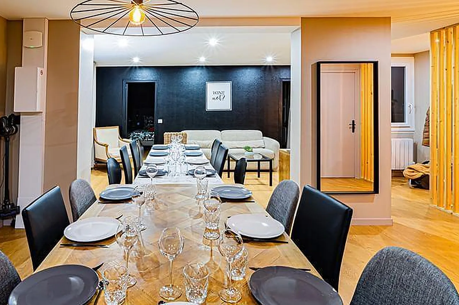 Lieux événementiels, GÎTES BO