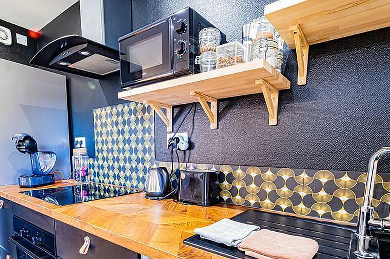 Lieux événementiels, GÎTES BO