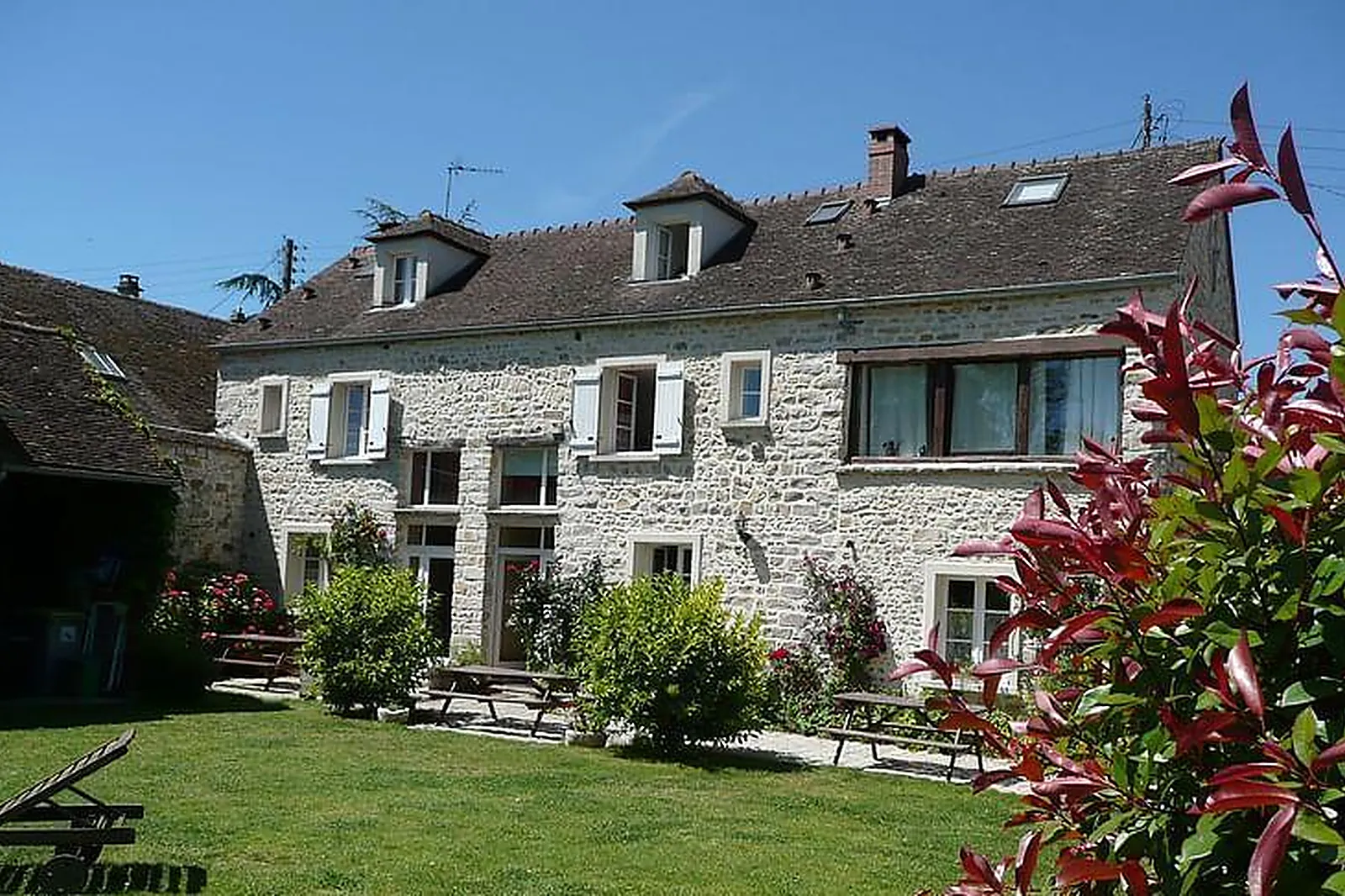 Lieux événementiels, GÎTES DES JONQUILLES