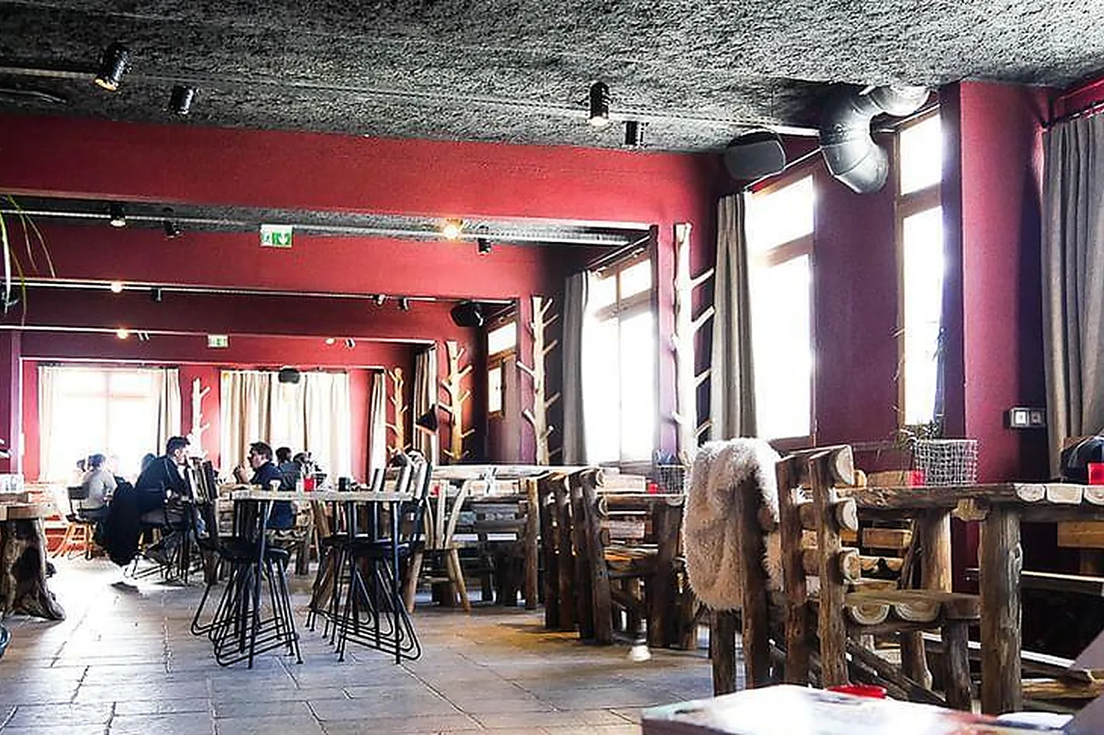 Lieux événementiels, HO36 LES MENUIRES 3 VALLÉES ***