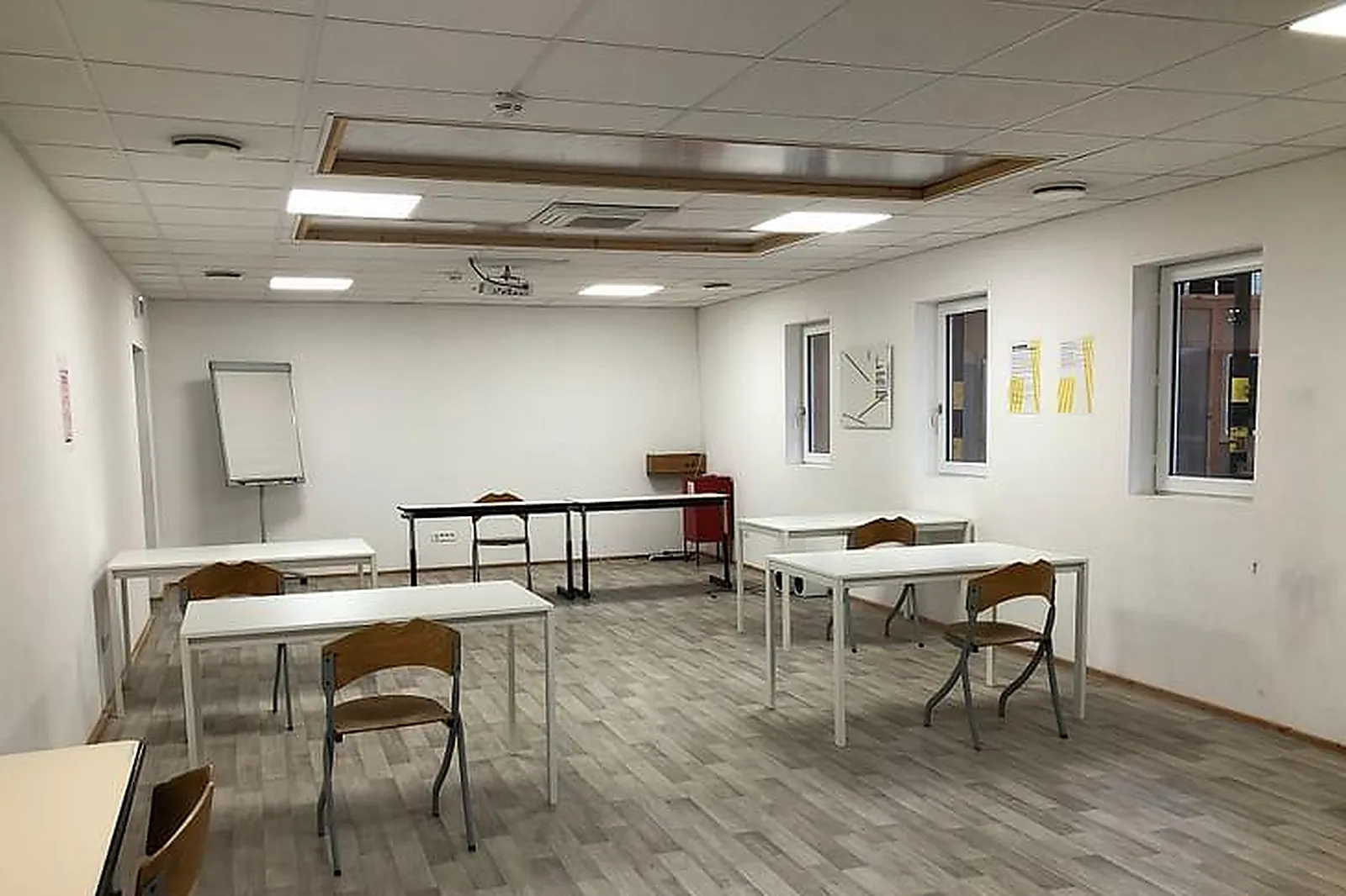 Lieux événementiels, THE PLACE TO BEES