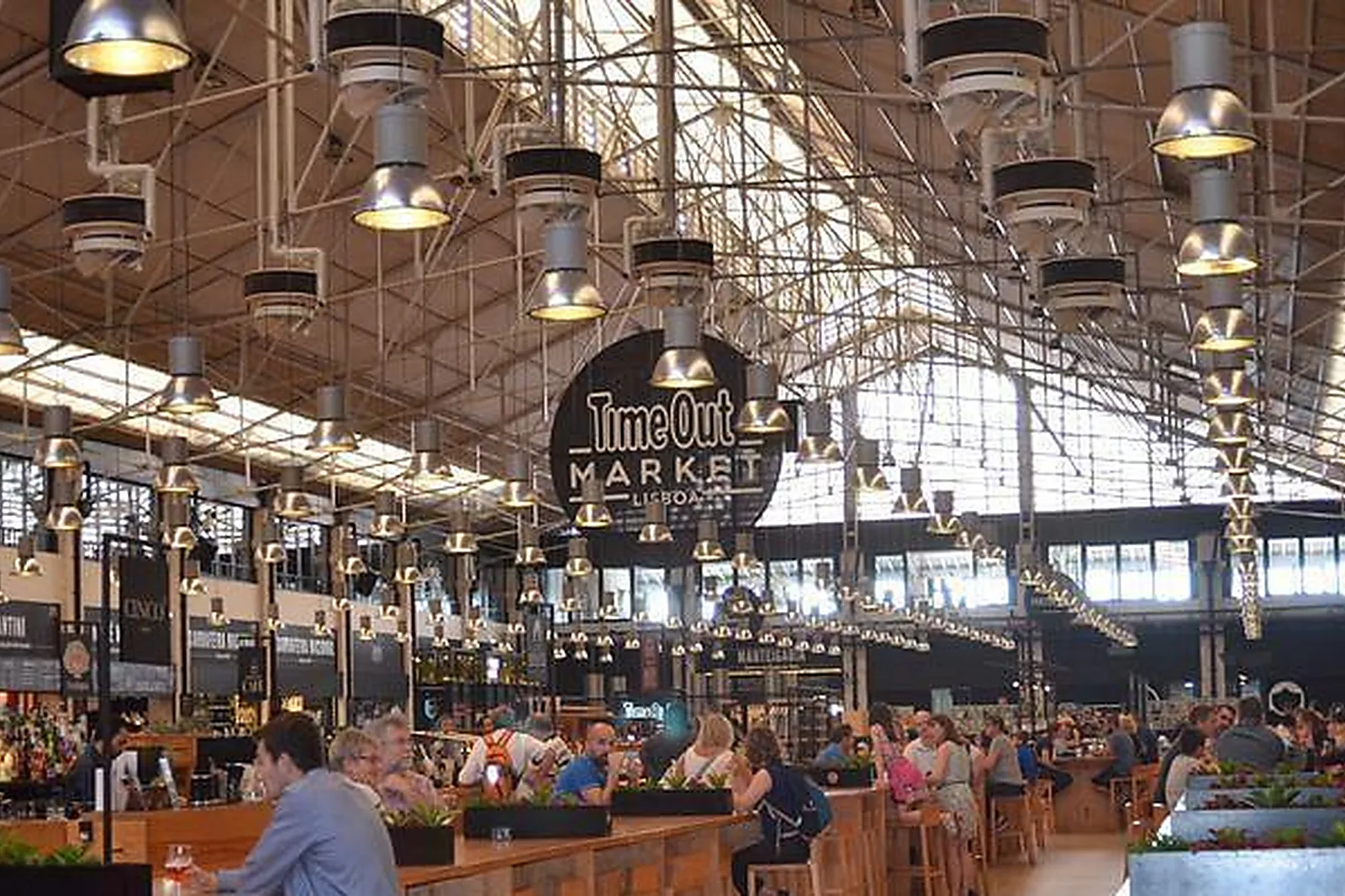 Lieux événementiels, HALLES MAZERAT