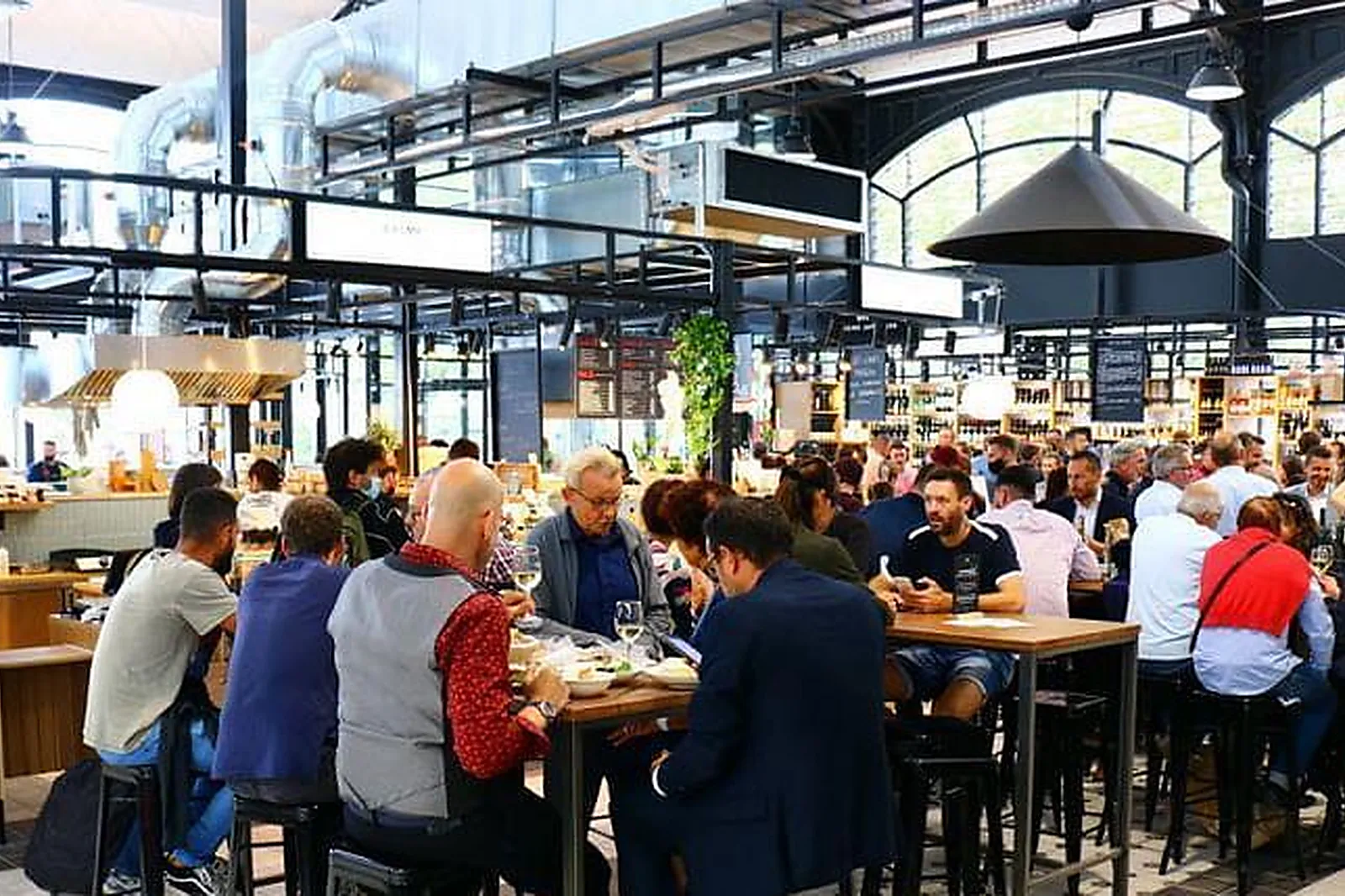 Lieux événementiels, HALLES MAZERAT