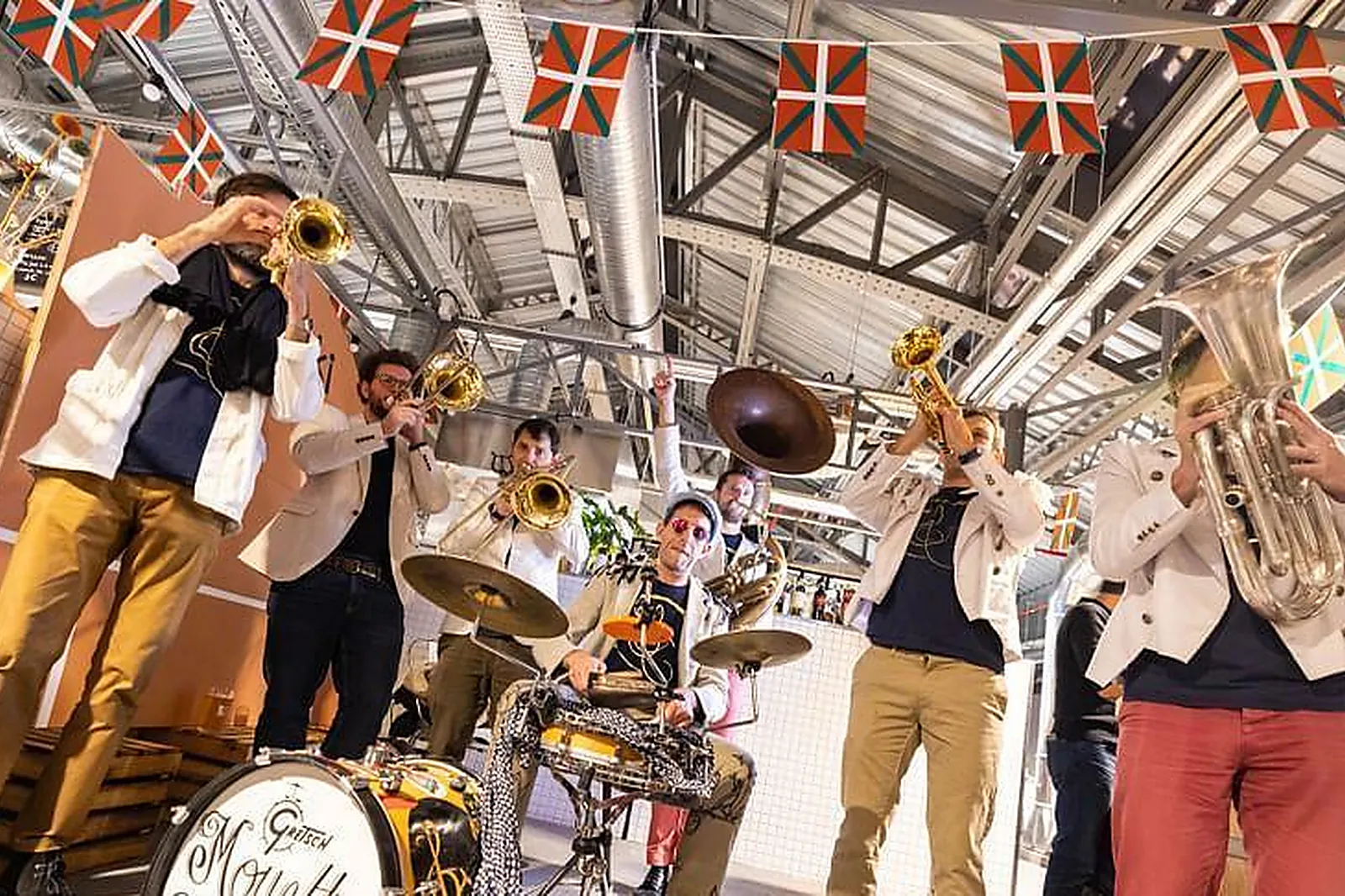 Lieux événementiels, HALLES D'ISSY