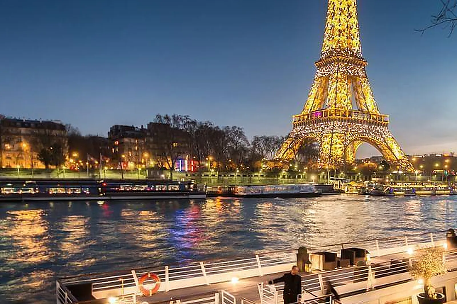 Lieux événementiels, HAPPY BOAT