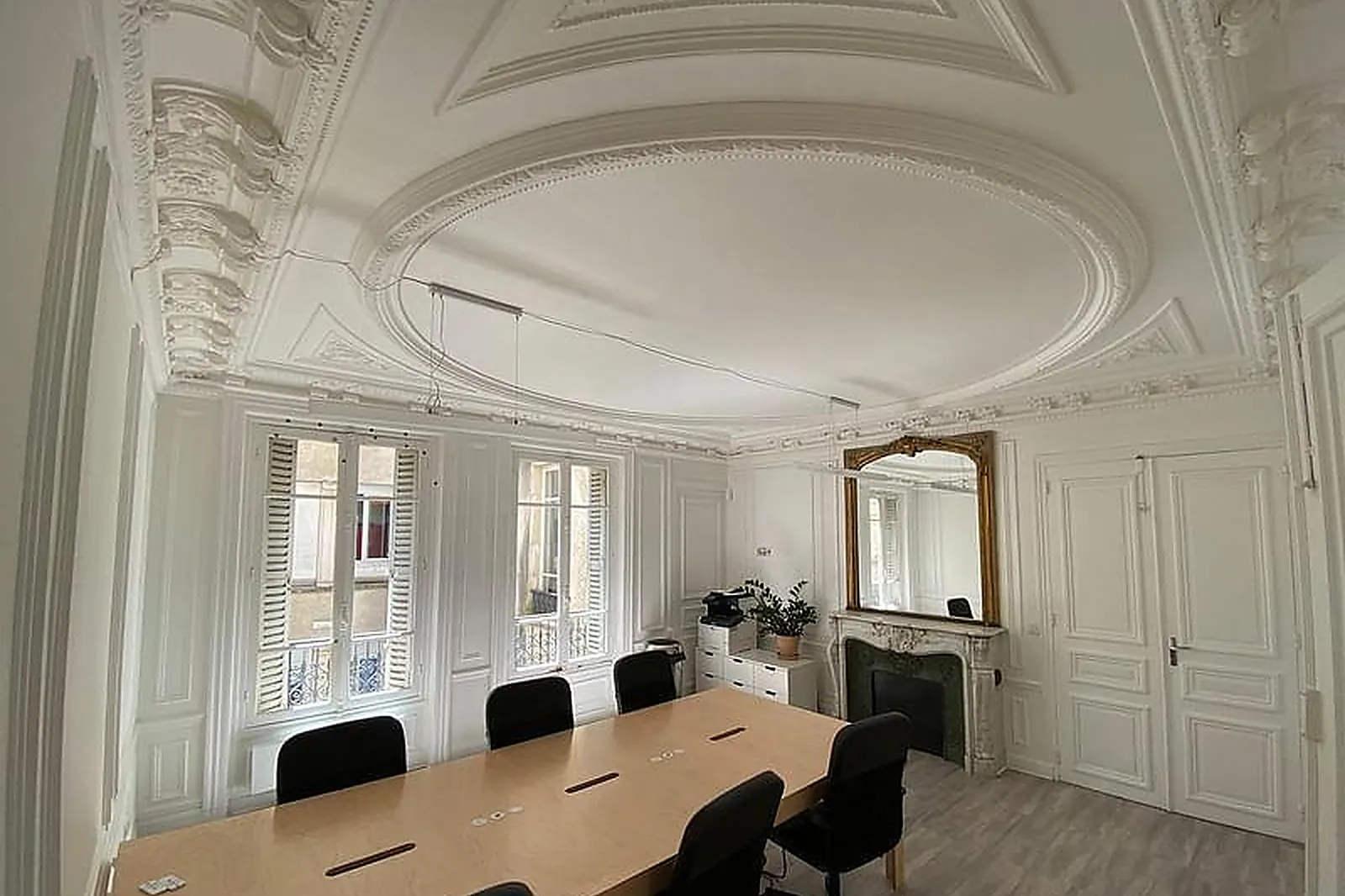 Lieux événementiels, HELLOW - RICHER