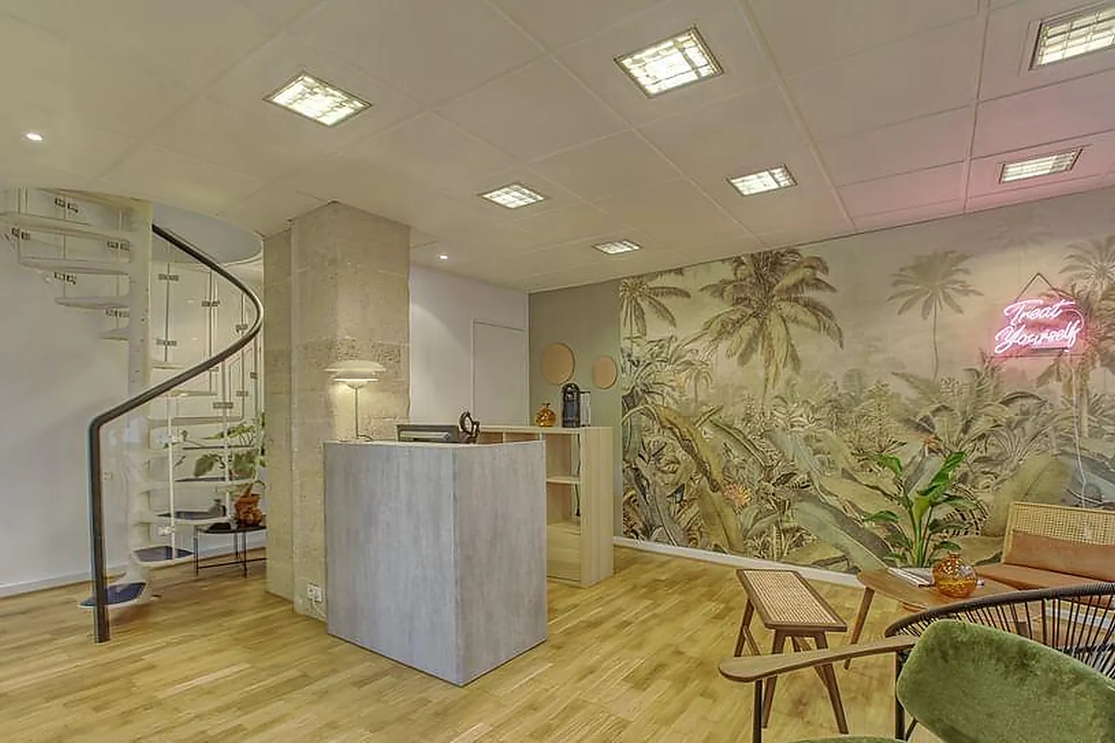 Lieux événementiels, HELLODOM - COLONNES