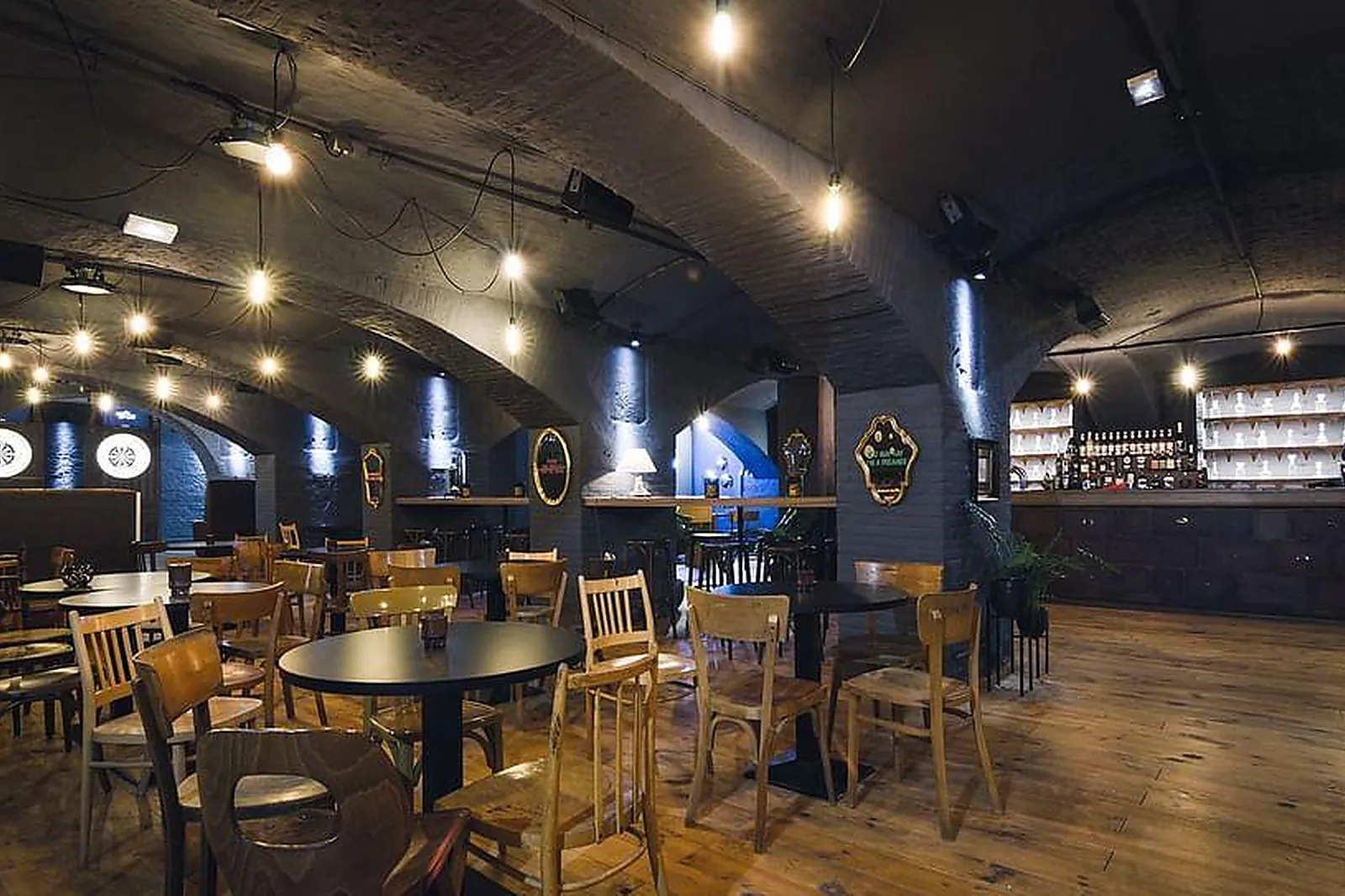 Lieux événementiels, HELTER SKELTER