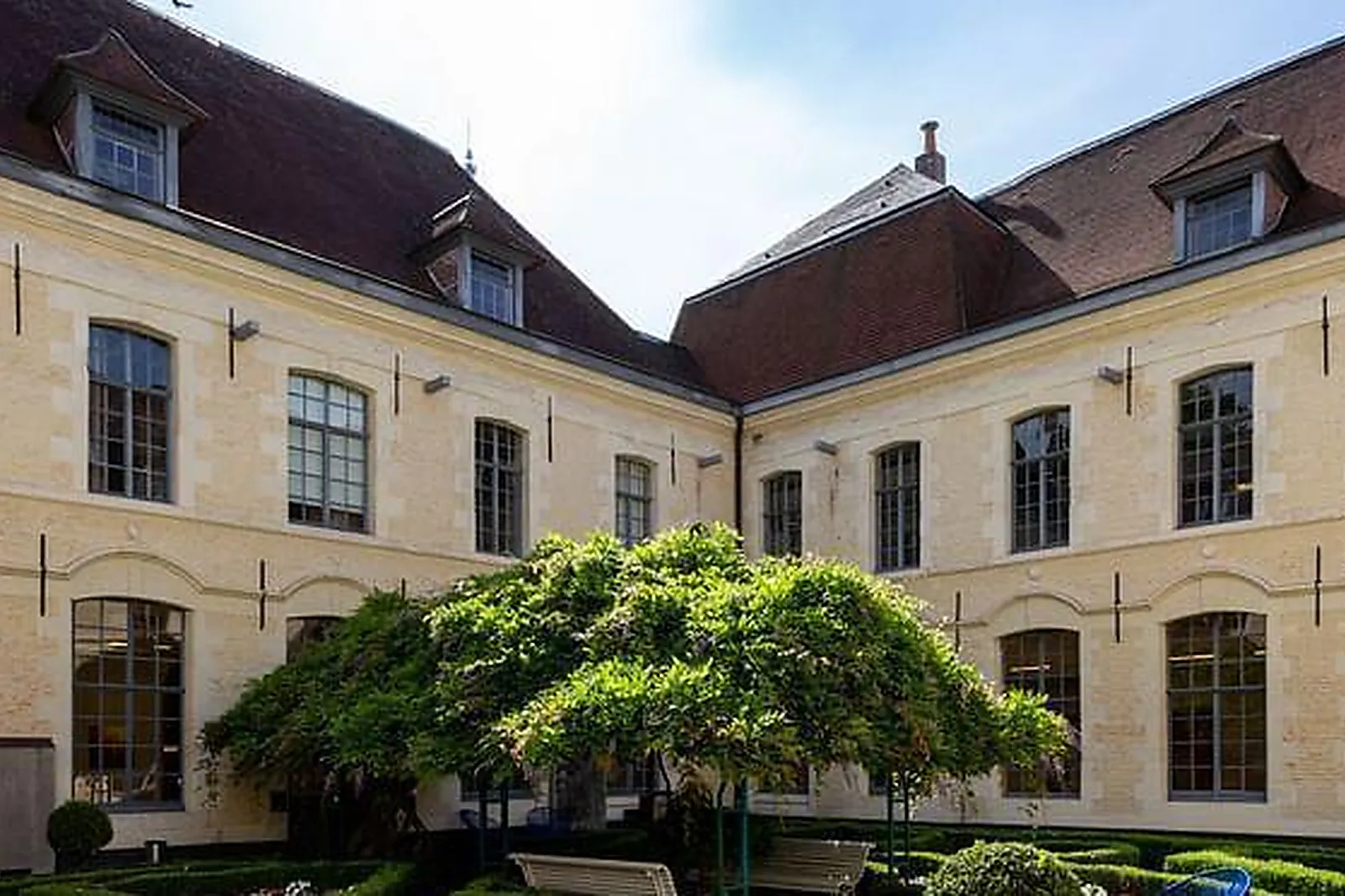 Lieux événementiels, ESPACE RÉUNION SAINT-DENIS PLEYEL
