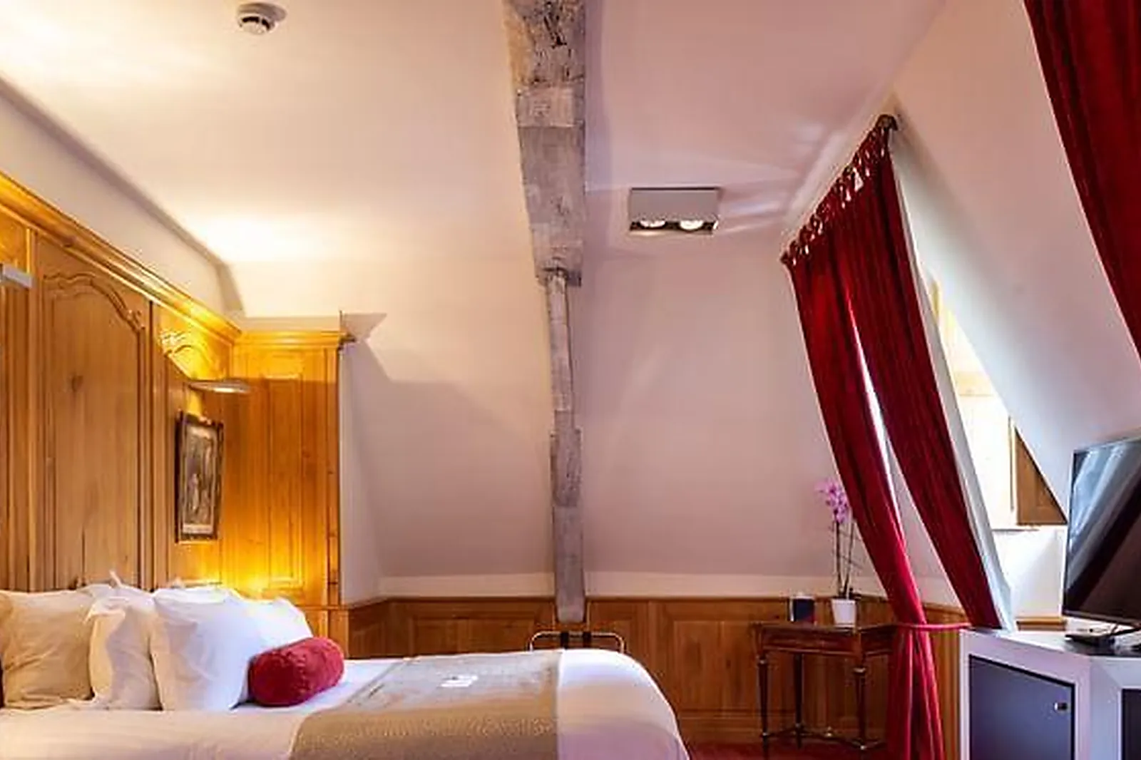 Lieux événementiels, ESPACE RÉUNION SAINT-DENIS PLEYEL