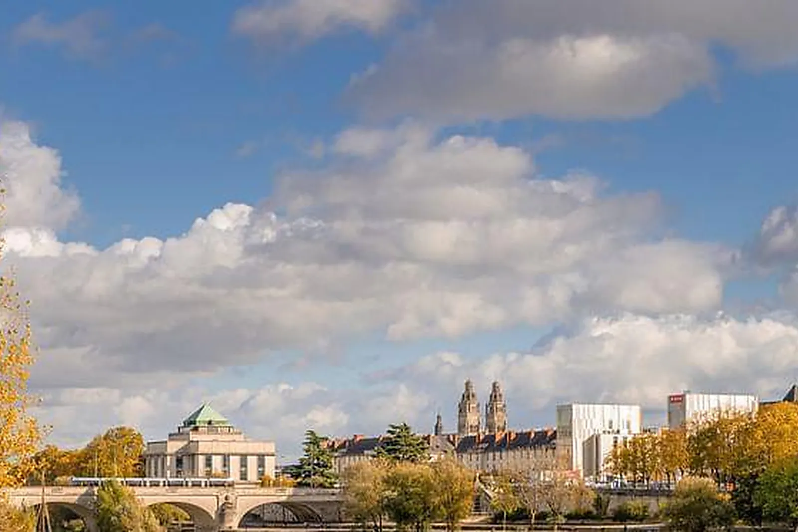 Lieux événementiels, HILTON GARDEN INN & HAMPTON BY HILTON TOURS CENTRE
